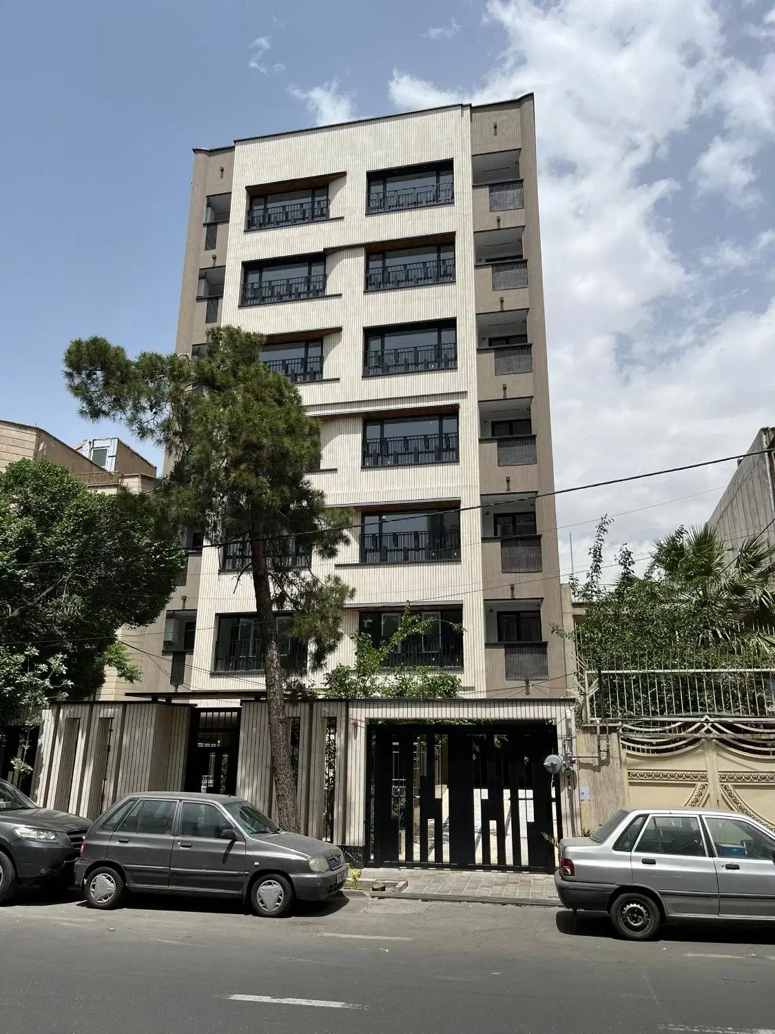 سهروردی شمالی ۱۲۰متر، ۳خواب، فول امکانات، غرق نور|اجارهٔ آپارتمان|تهران, عباس‌آباد|دیوار