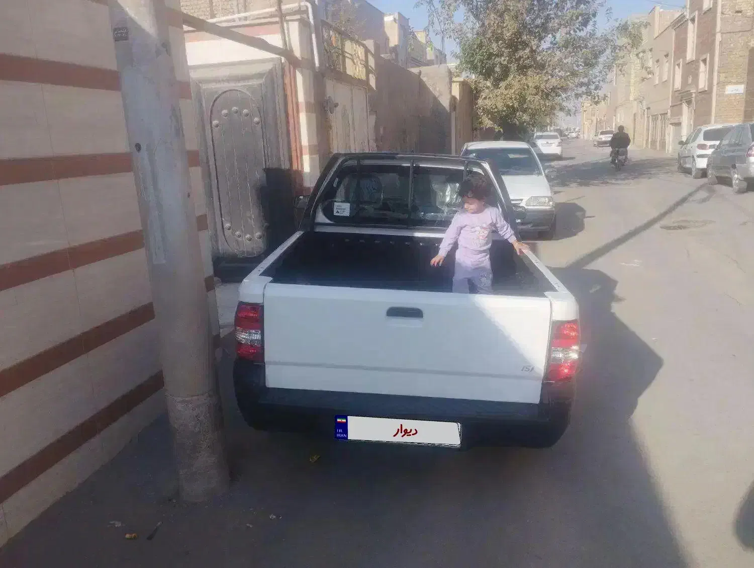 وانت پراید معاوضه با حواله خودرو توضیحات بخونید|خودرو سواری و وانت|کاشان, پشت شهربانی|دیوار