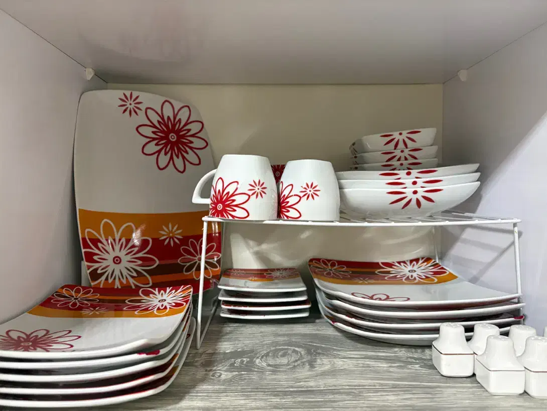 سرویس چینی ژاپن و ظروف دیگر توضیحات خوانده شود|ظروف سرو و پذیرایی|تهران, حکیمیه|دیوار