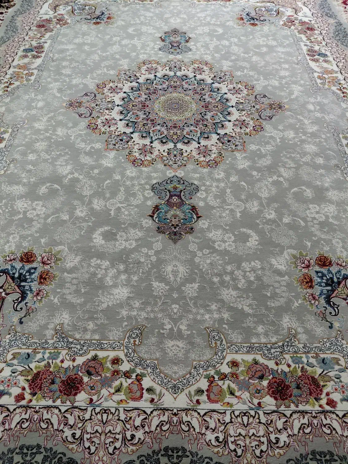 فرش ۹متری جفتش باهم ۲۲۵۰۰|فرش|ورامین, خیر آباد|دیوار