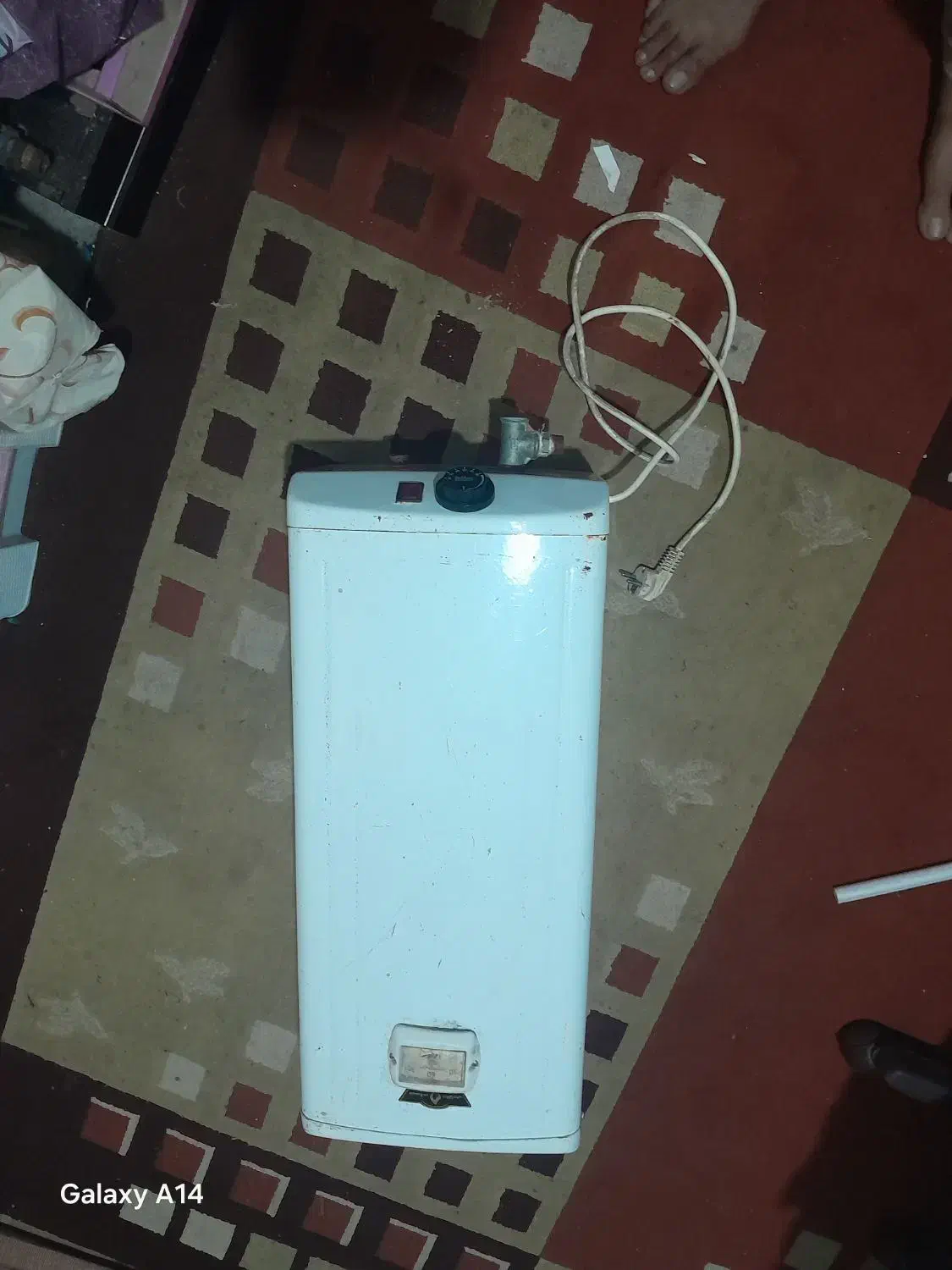 ابگرمکن برقی مخزنی دیواری شعله طلایی سالم|آبگرمکن، پکیج، شوفاژ|اهواز, پردیس دو|دیوار