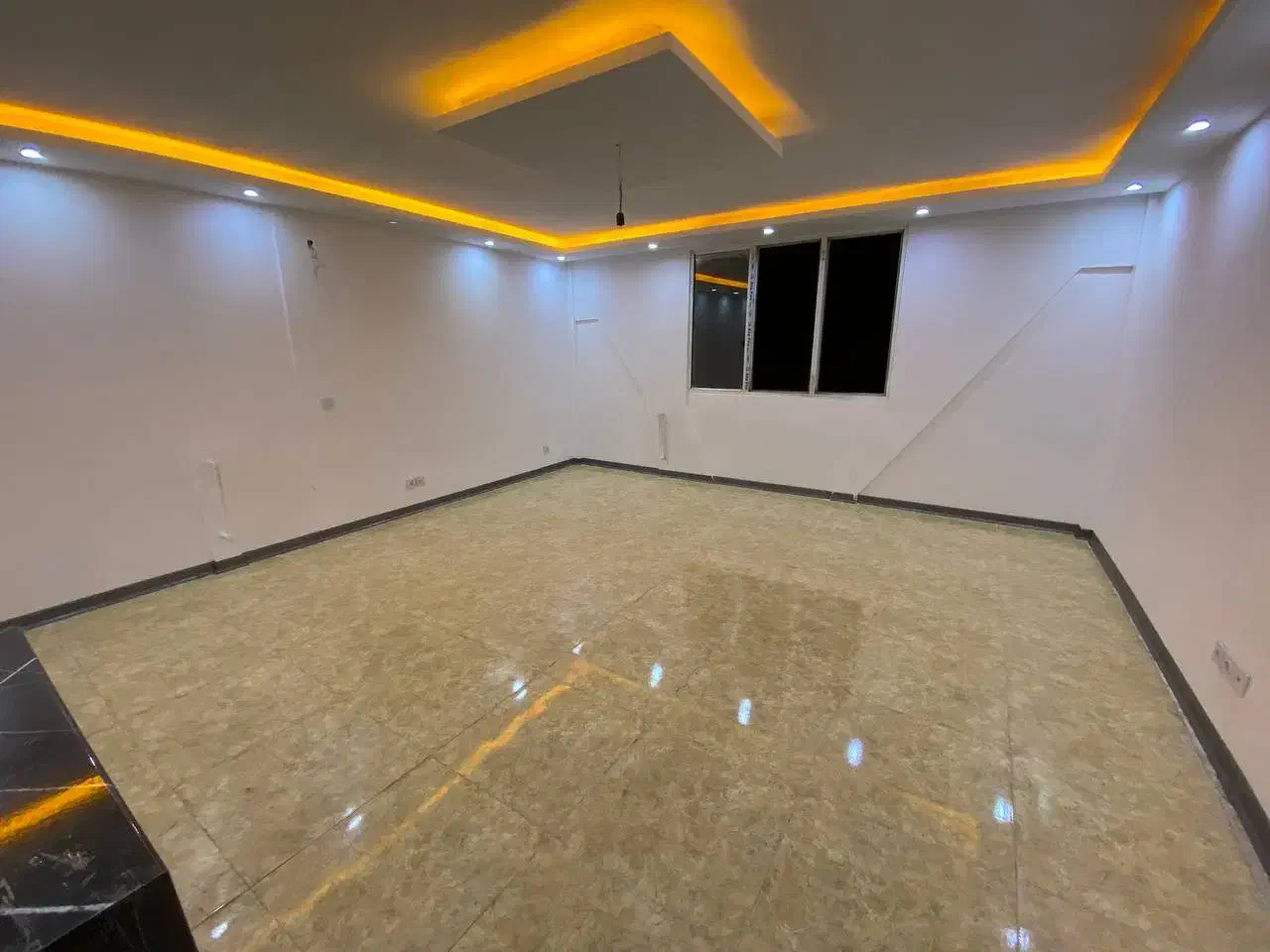 رهن کامل فازیک گلبرگ فول پارکینگ کم واحد ۱۰۰متری|اجارهٔ آپارتمان|هشتگرد, فاز ۱ مهستان|دیوار