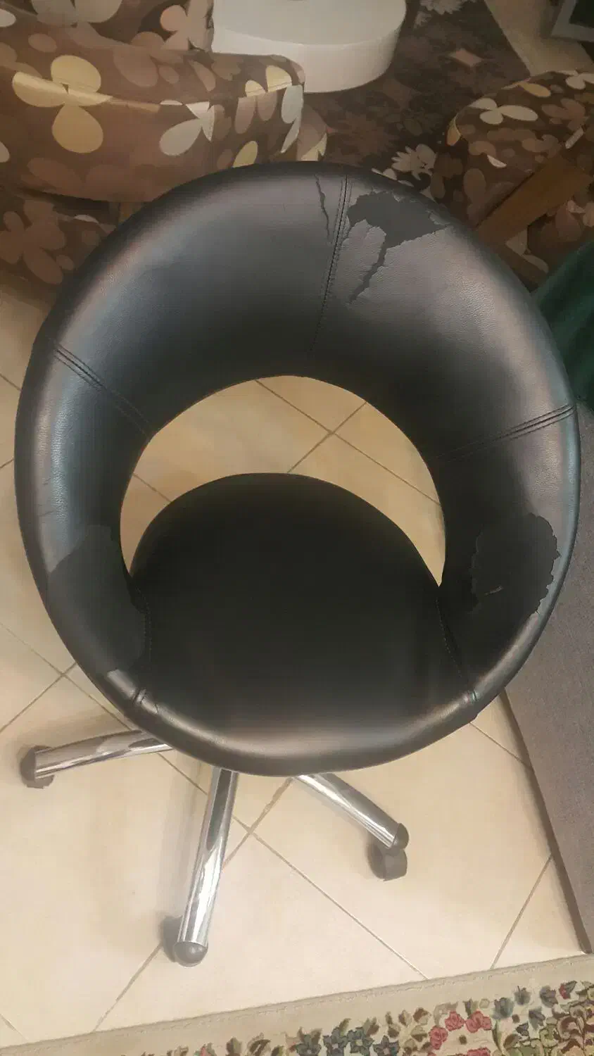 صندلی گردان چرمی|صندلی و نیمکت|کرمانشاه, |دیوار