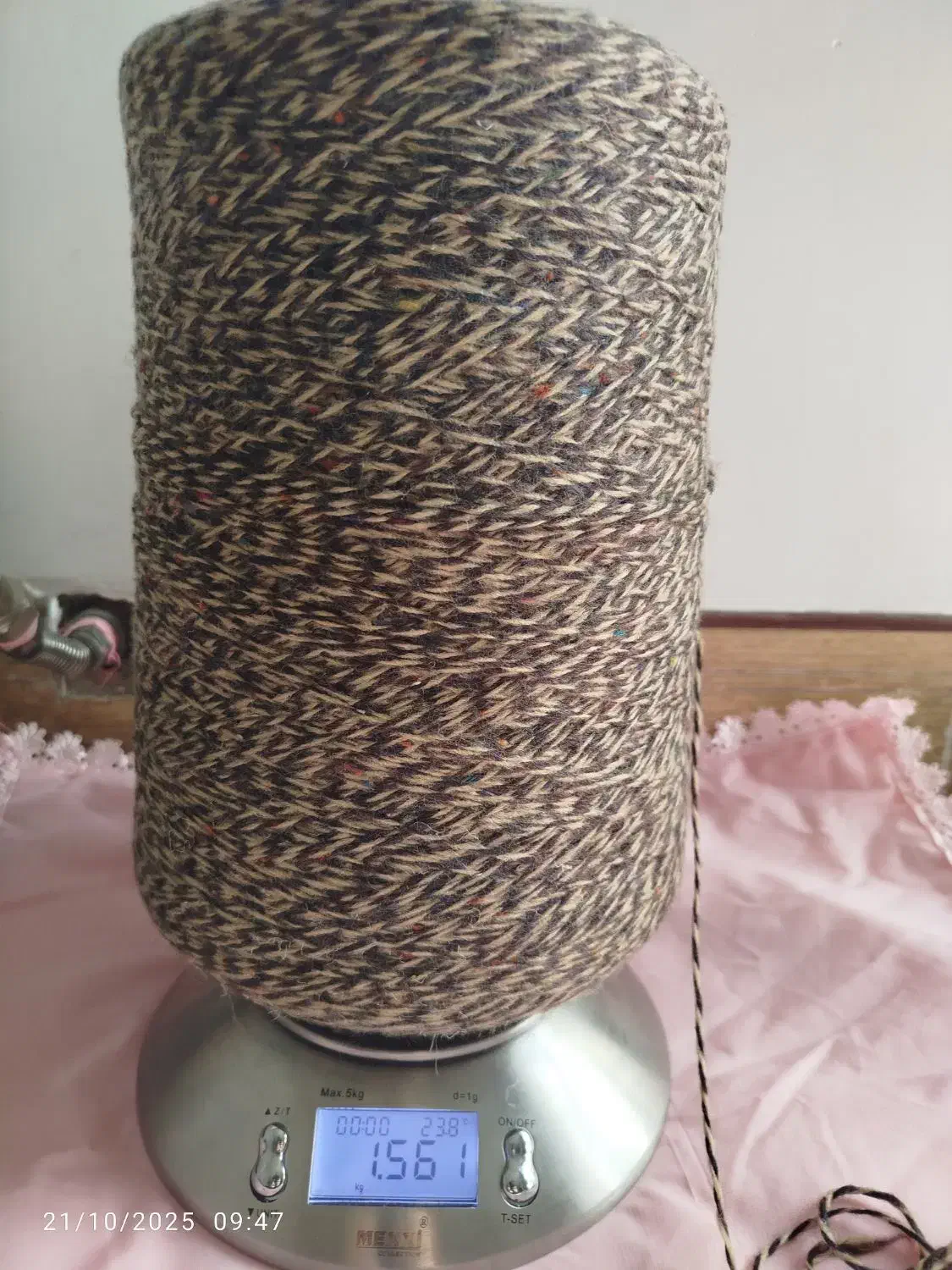 دوک نخ ماشین بافت کیلویی۳۰۰هزار تومان|لوازم خیاطی و بافتنی|شاهرود, |دیوار