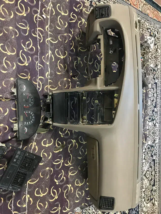 داشبورد پژو کرم فابریک 405|قطعات یدکی و لوازم جانبی|مشهد, انصار|دیوار