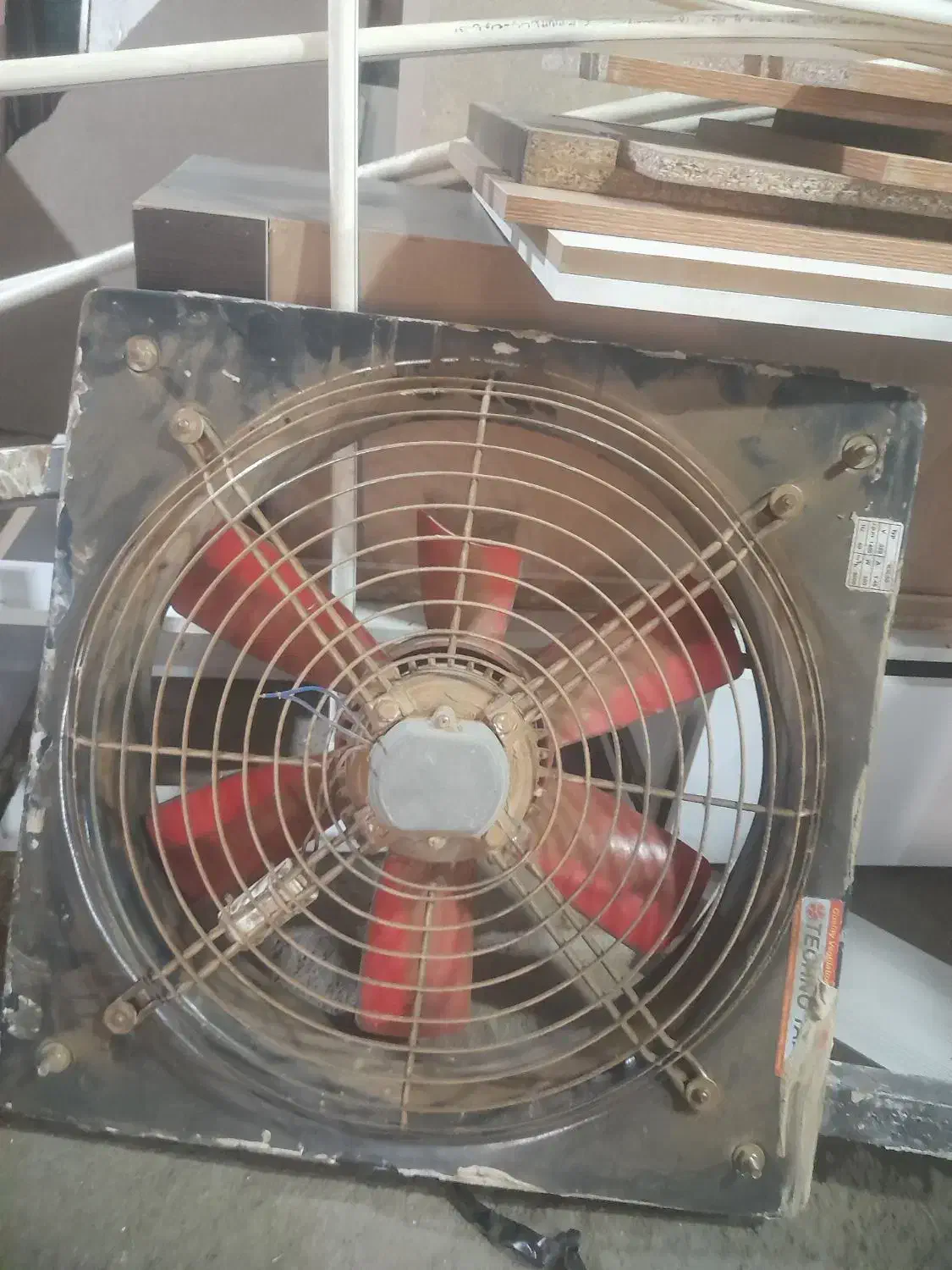 هواکش ۶۰ در ۶۰|پنکه و تصفیه‌کنندهٔ هوا|چهاردانگه (تهران), |دیوار