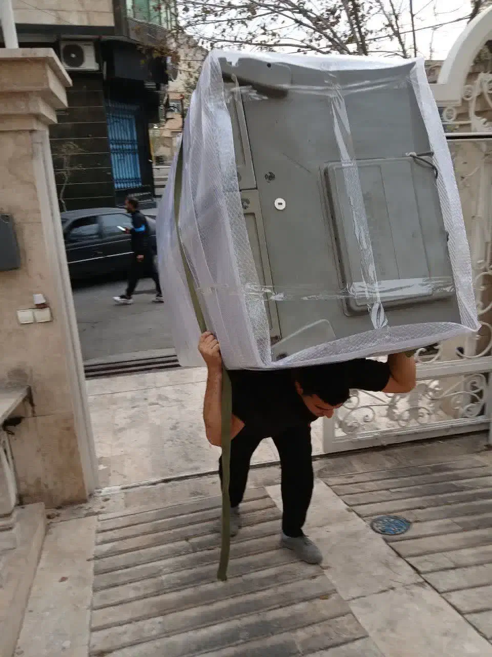 اثاثکشی،باربری ،تبریزی اطمینان،کارگر خالی تخلیه با|خدمات حمل و نقل|قم, زنبیل آباد|دیوار