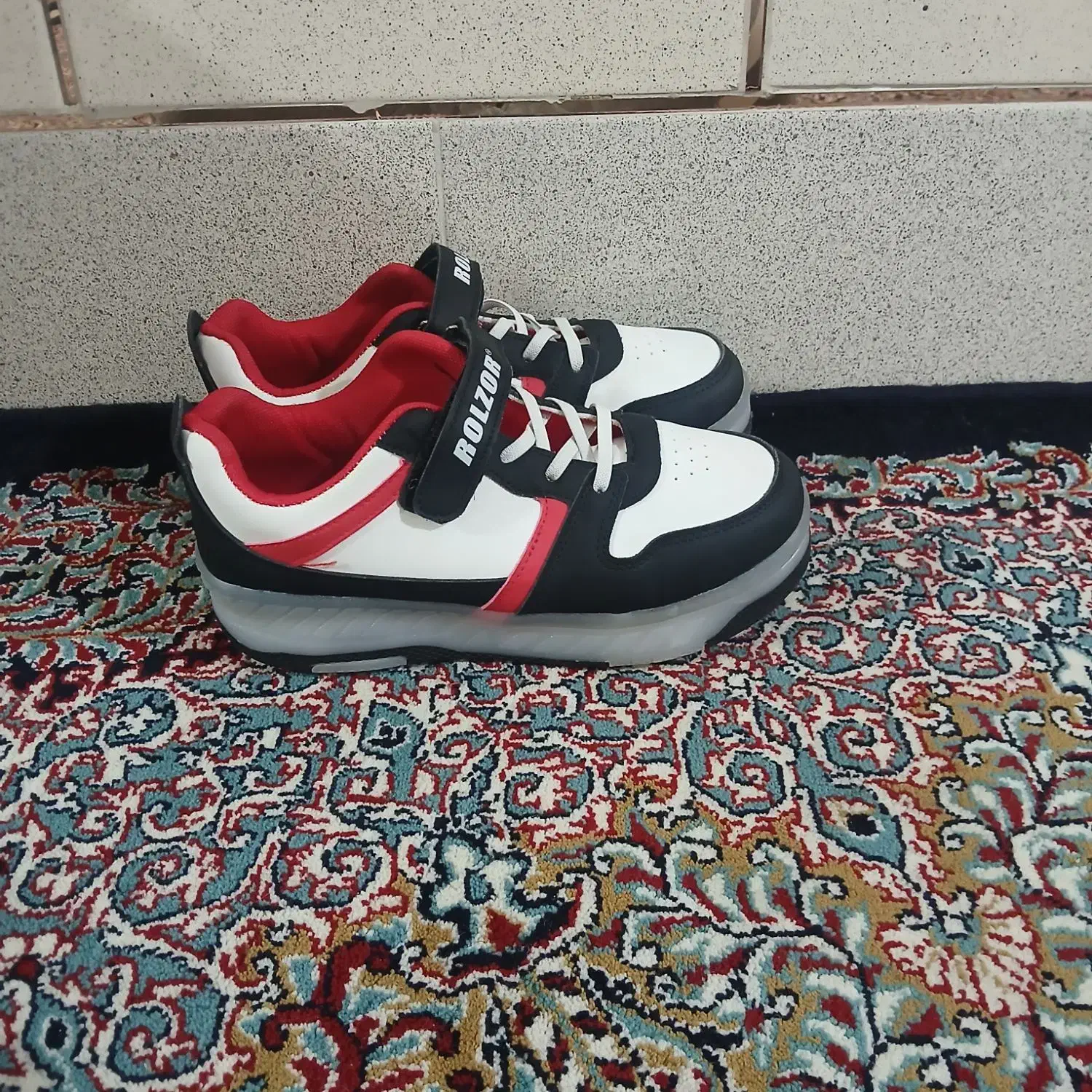 کفش اسکیت چراق داد|دوچرخه، اسکیت، اسکوتر|رفسنجان, |دیوار