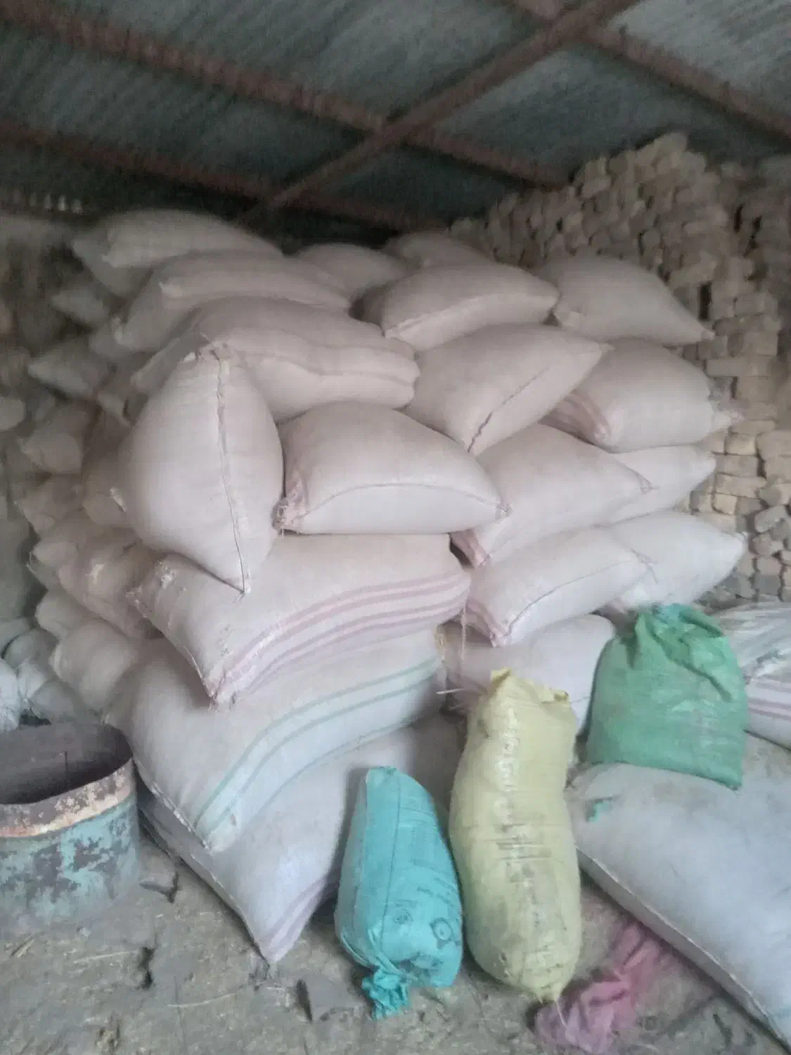 ۶۰ گونی کاه گندم|حیوانات مزرعه|کوهدشت, |دیوار