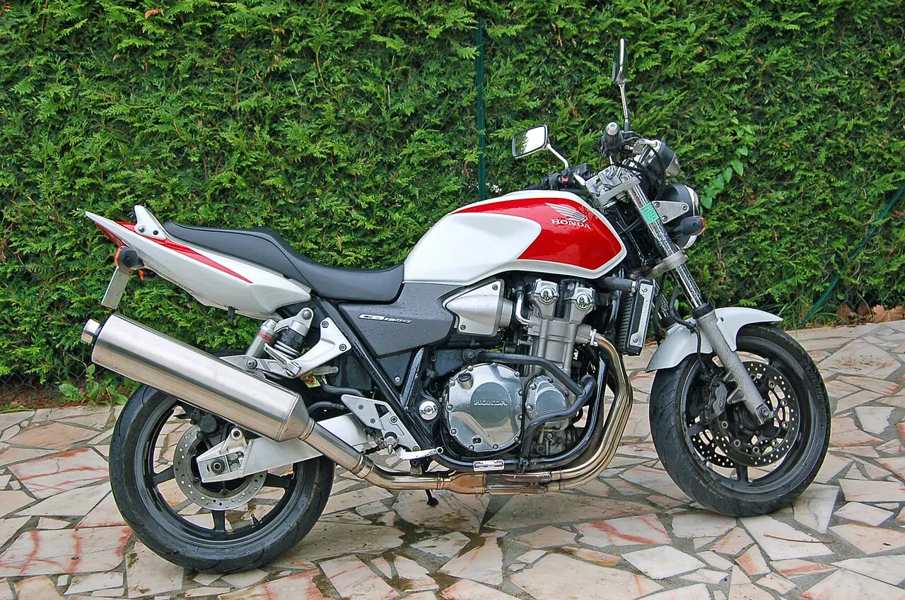 cb1300 cbr mt|موتورسیکلت|اصفهان, نقش جهان|دیوار