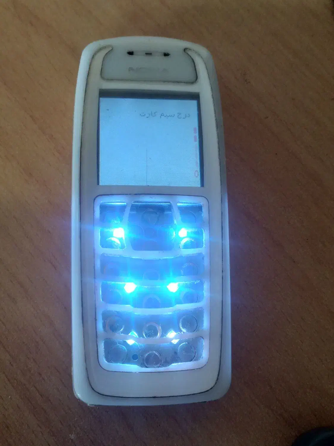 گوشی اصلی نویا قدیمی عطیغه|موبایل|گلبهار, شهر جدید گلبهار|دیوار