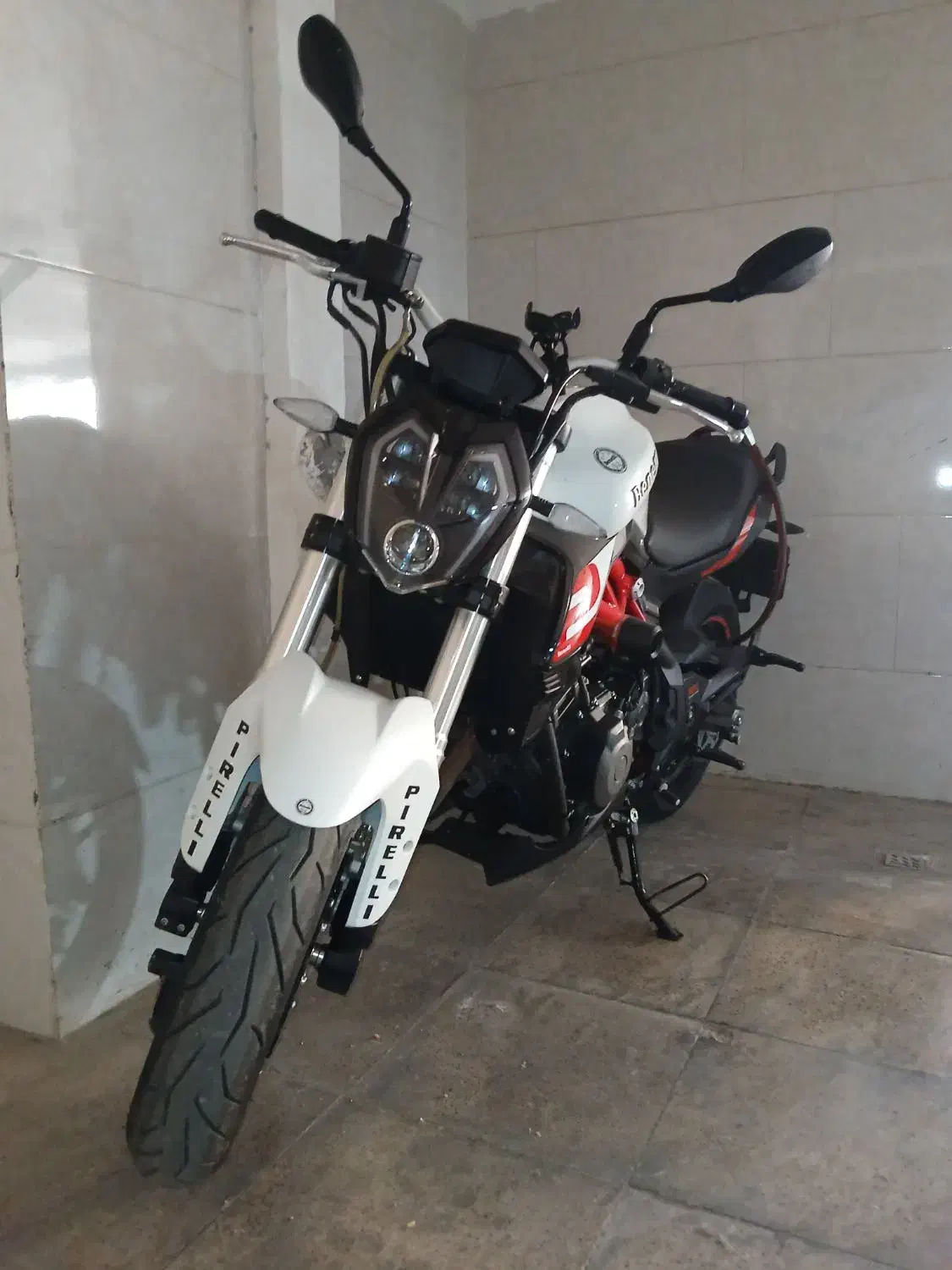 بنلی دوسیلندر ۲۵۰|موتورسیکلت|تهران, ابوذر|دیوار