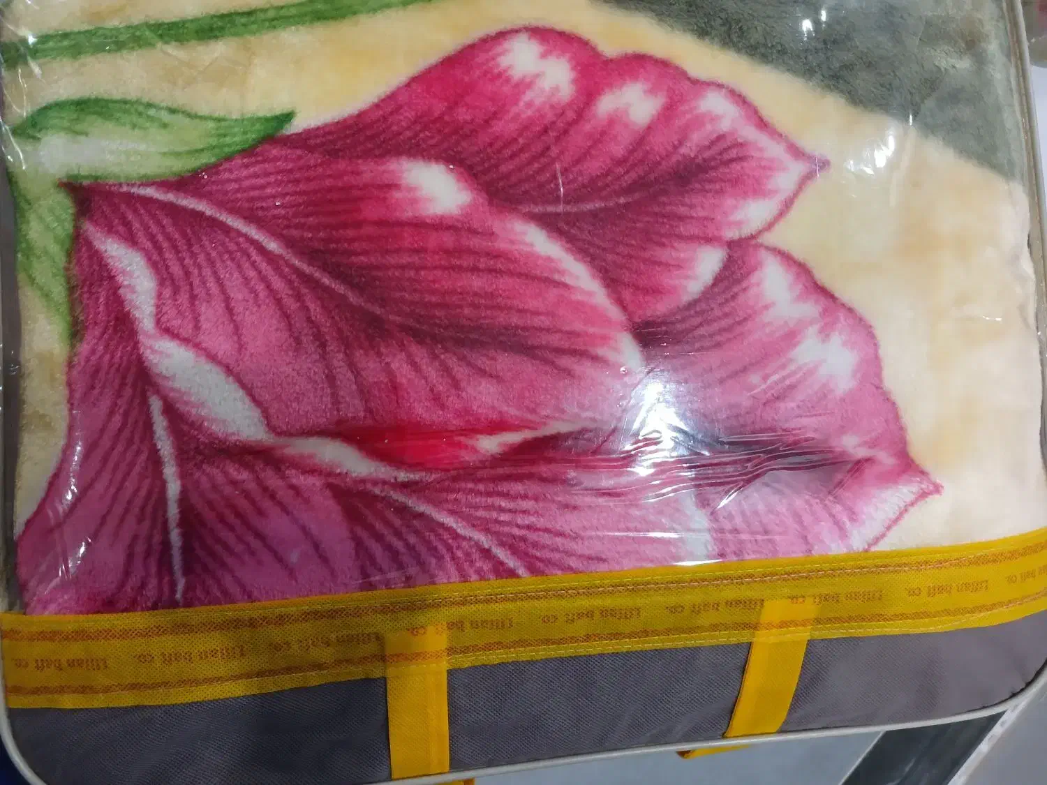 پتو یک نفره لیلیان بافت یزد|رختخواب، بالش، پتو|سنندج, |دیوار