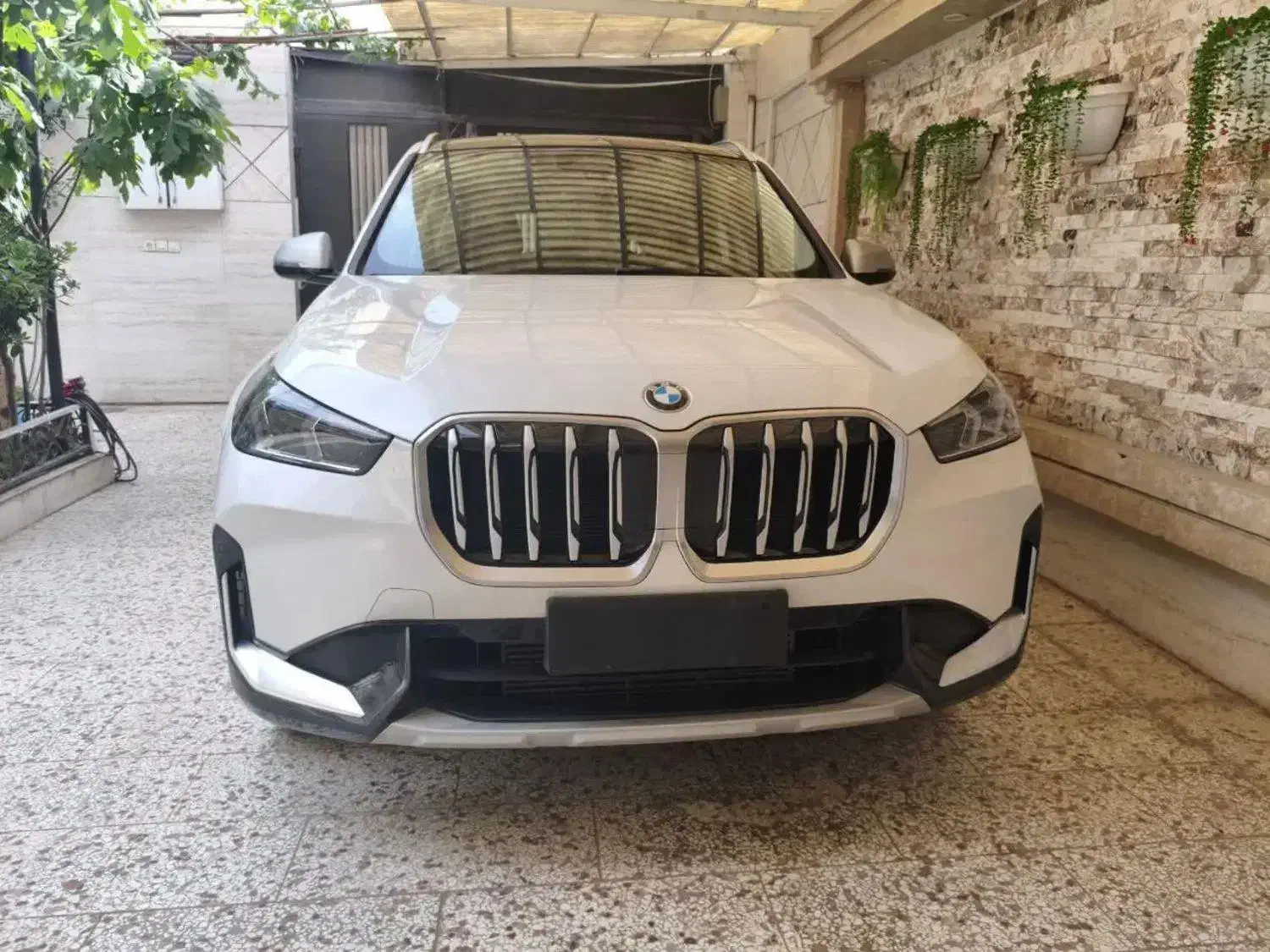 bmw x1 2024|خودرو سواری و وانت|مشهد, سناباد|دیوار