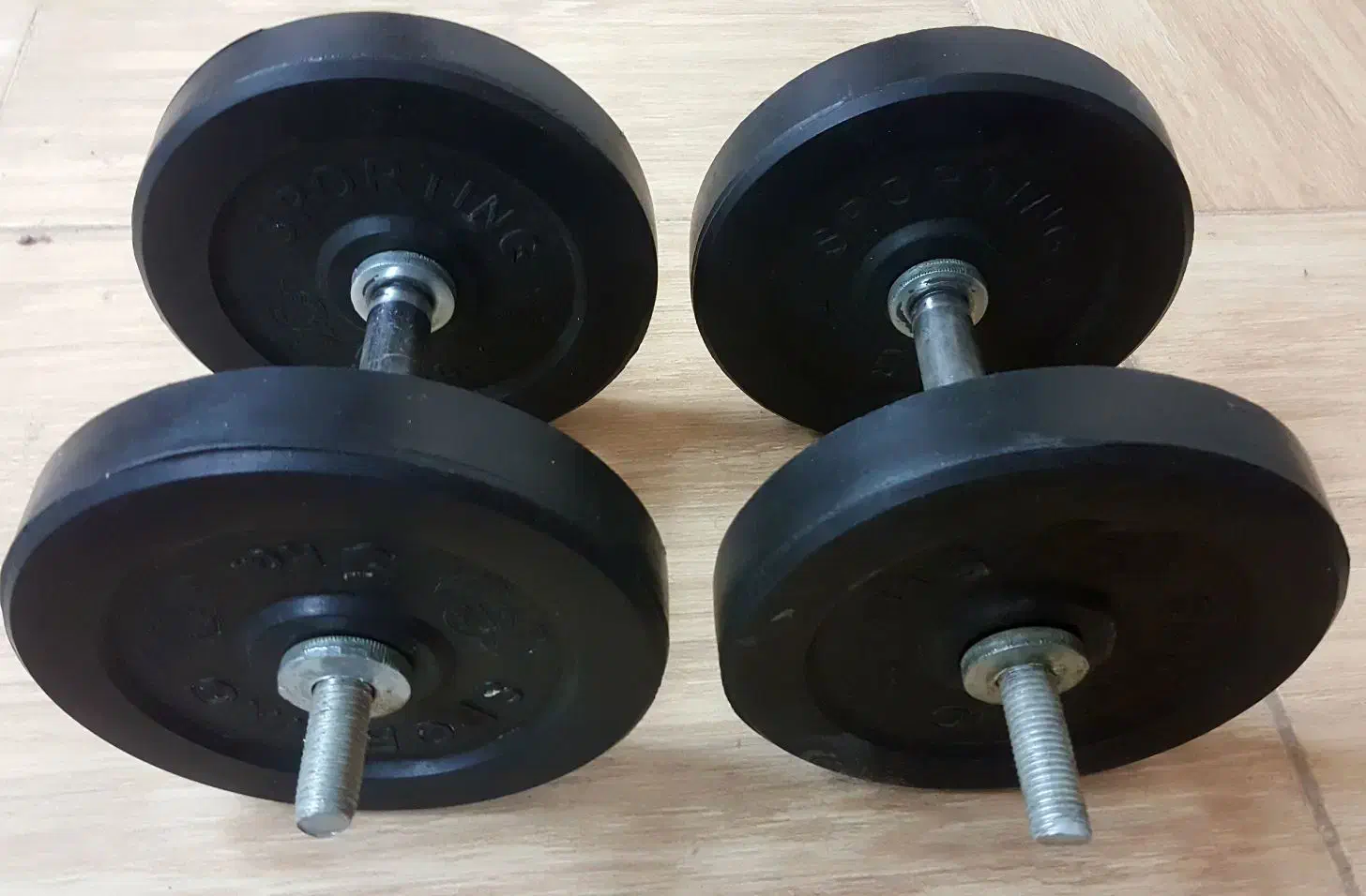 یک جفت دمبل ۱۰ کیلویی|تجهیزات ورزشی|شاهین‌شهر, خانه کارگر|دیوار