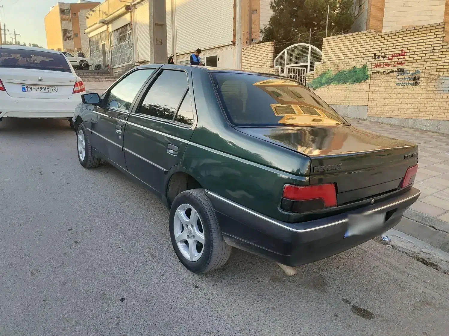 پژو ۴۰۵ مدل 82|خودرو سواری و وانت|کرمانشاه, |دیوار