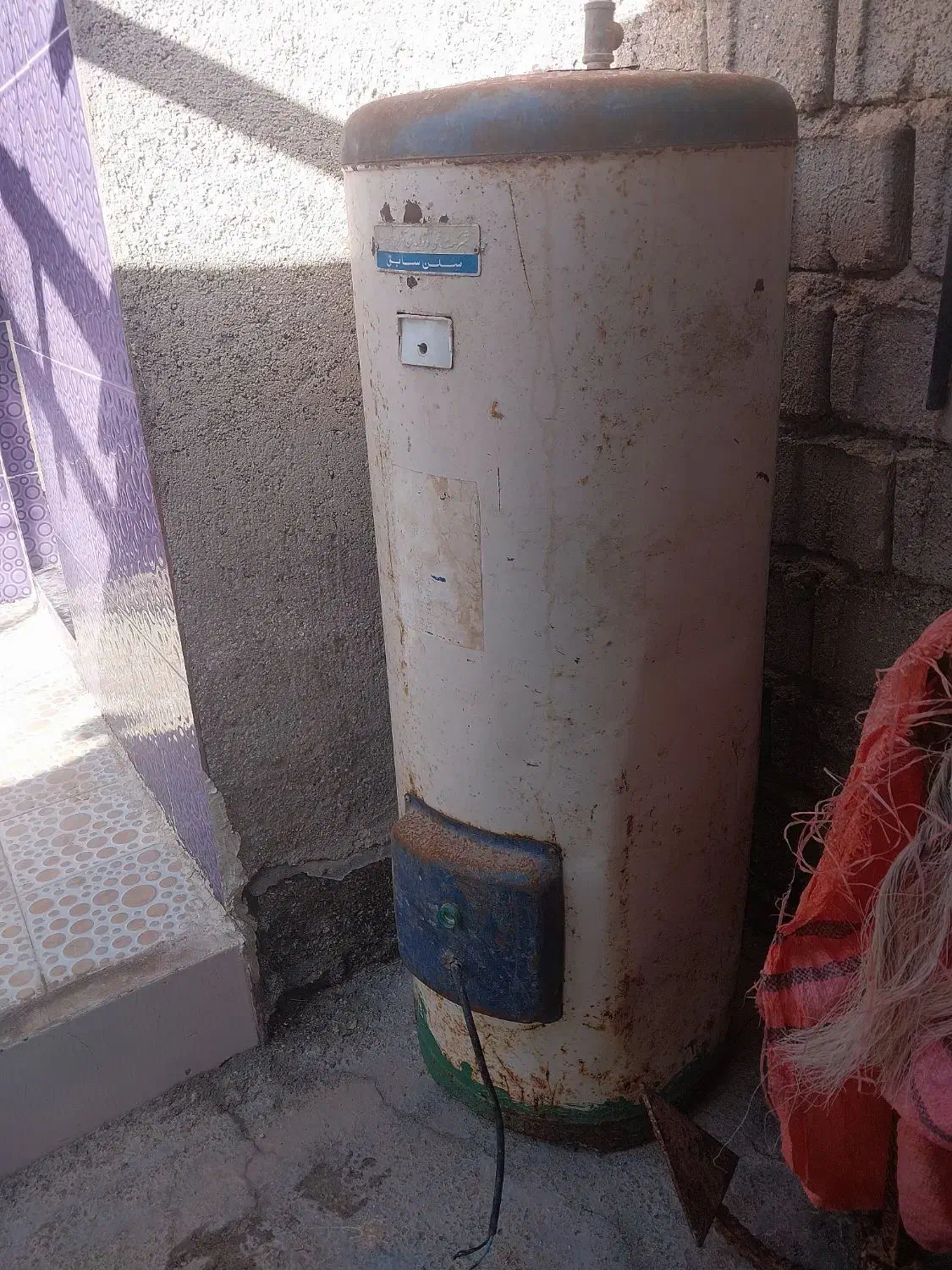 ابگرمکن ۱۵۰لیتری|آبگرمکن، پکیج، شوفاژ|آبادان, |دیوار