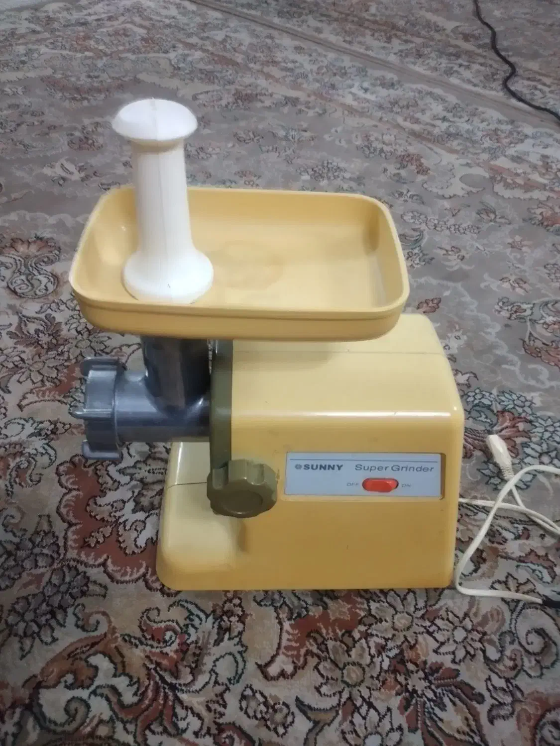 گوشت چرخ کن|خردکن، آسیاب، غذاساز|قم, سراجه (۱۵ خرداد)|دیوار