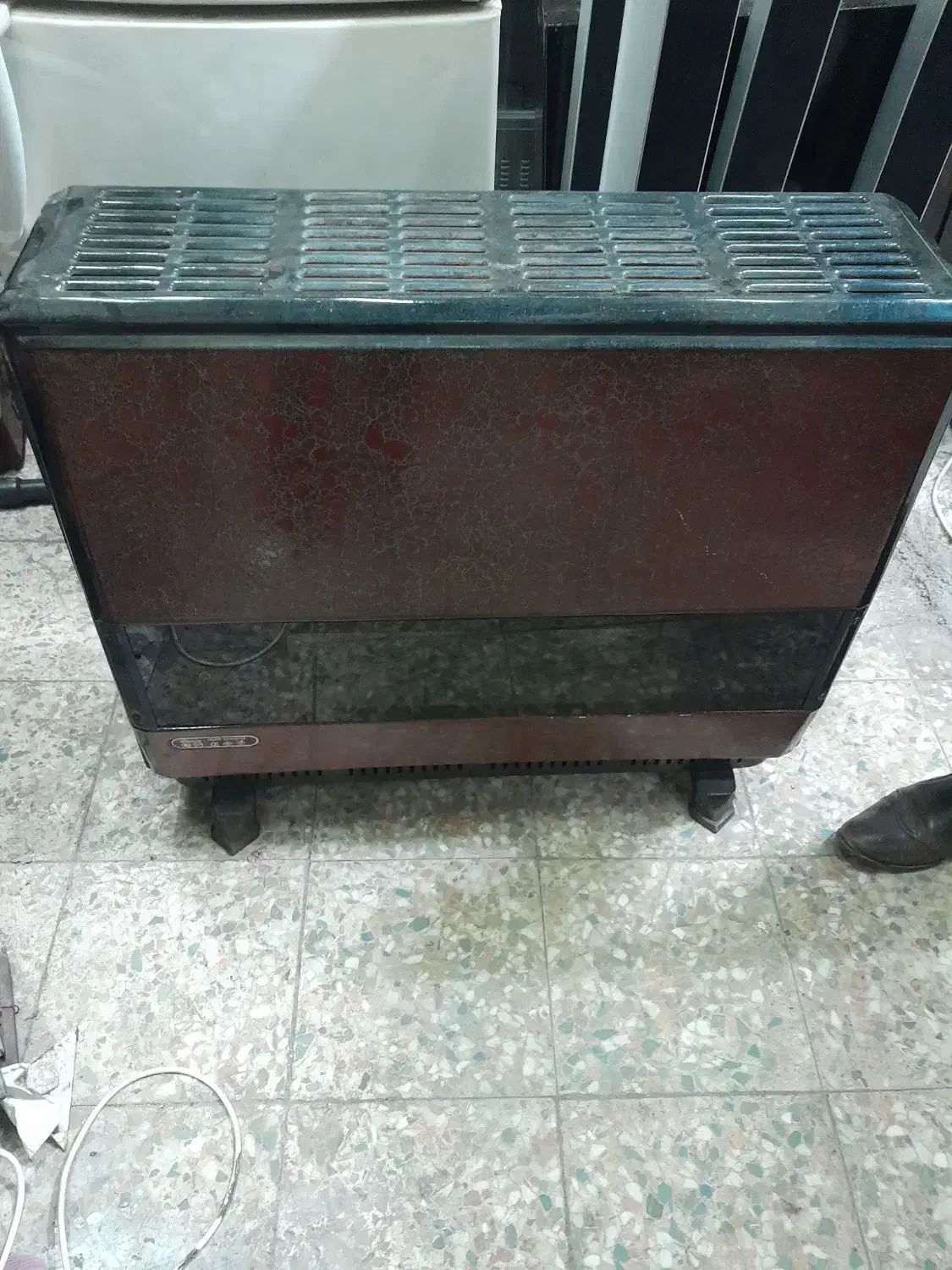 ۴عدد بخاری سالم|بخاری، هیتر، شومینه|رشت, نخودچر|دیوار