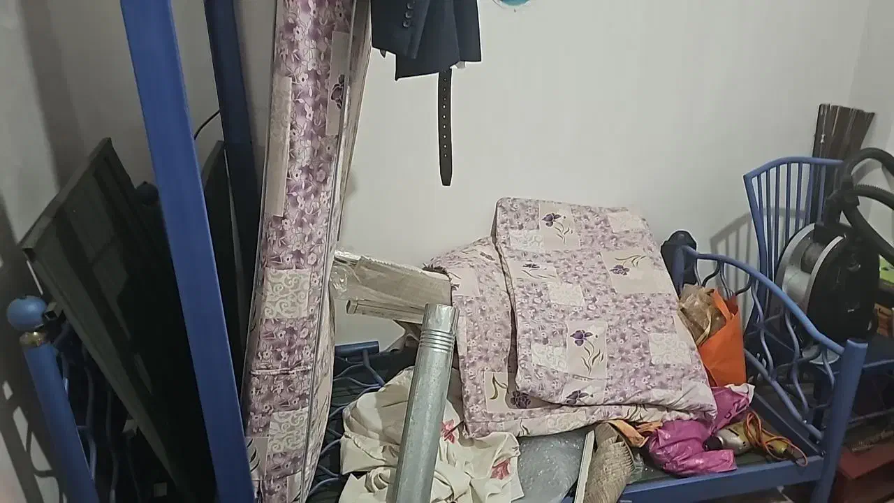 تخت فلزی|تخت و سرویس خواب|رودهن, |دیوار