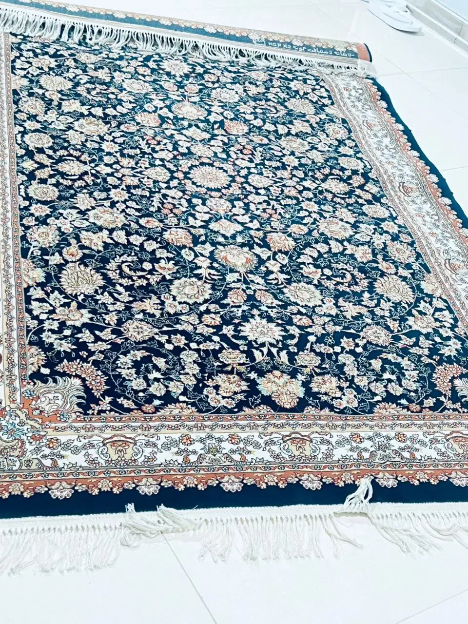 فرش ۴متری و دو عدد یک و نیم متری|فرش|ایلام, |دیوار