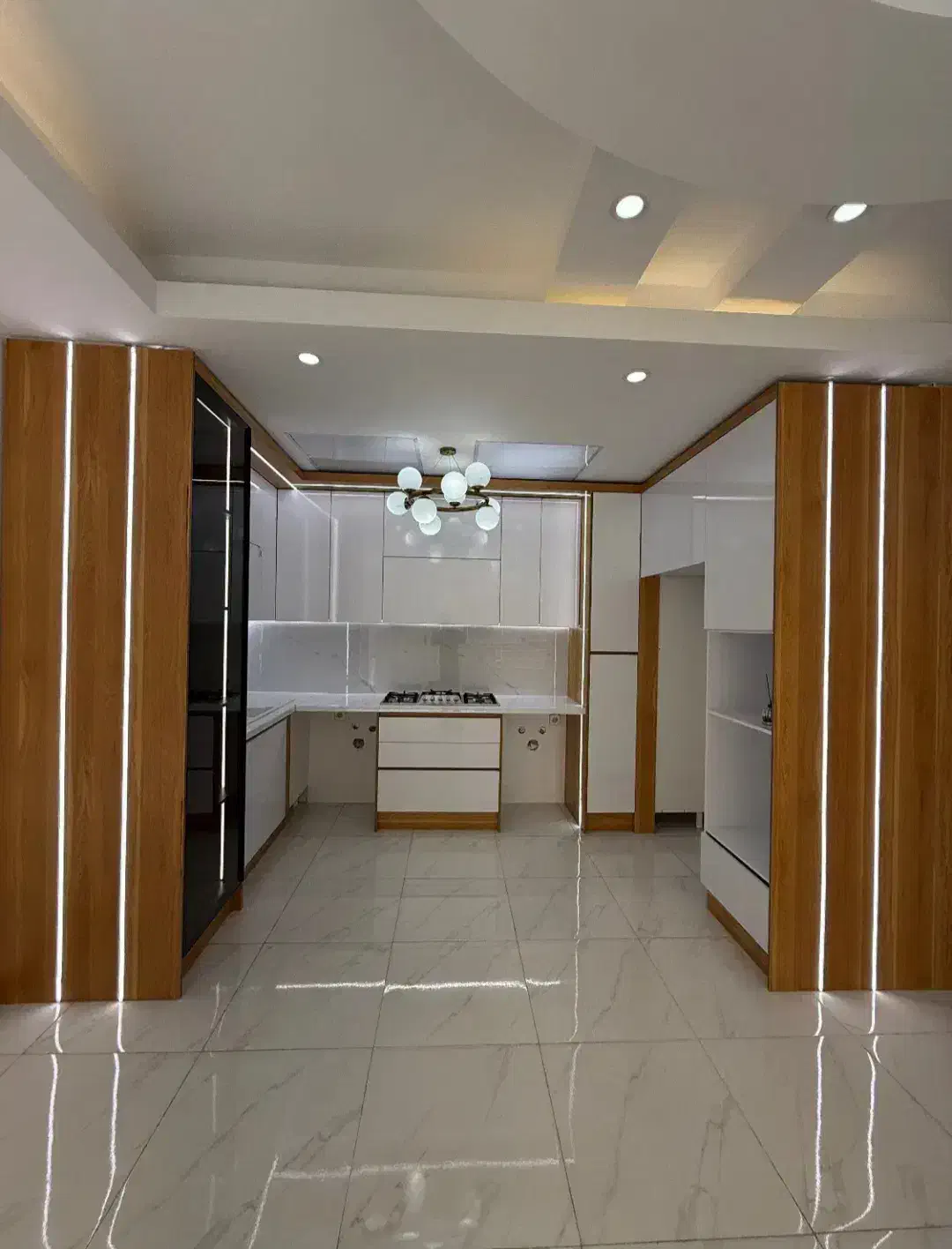 اپارتمان ۸۳متری سند/معلم/فول بازسازی|فروش آپارتمان|رشت, حسین آباد|دیوار