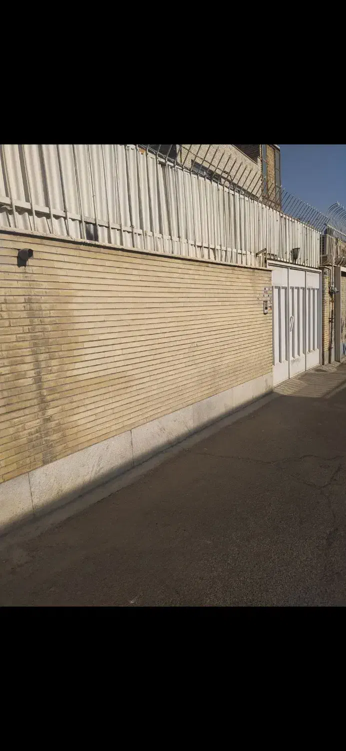 منزل ویلایی خیابان پروین ۲۴ اول حکیم اسدی|فروش خانه و ویلا|اصفهان, شیخ طوسی|دیوار