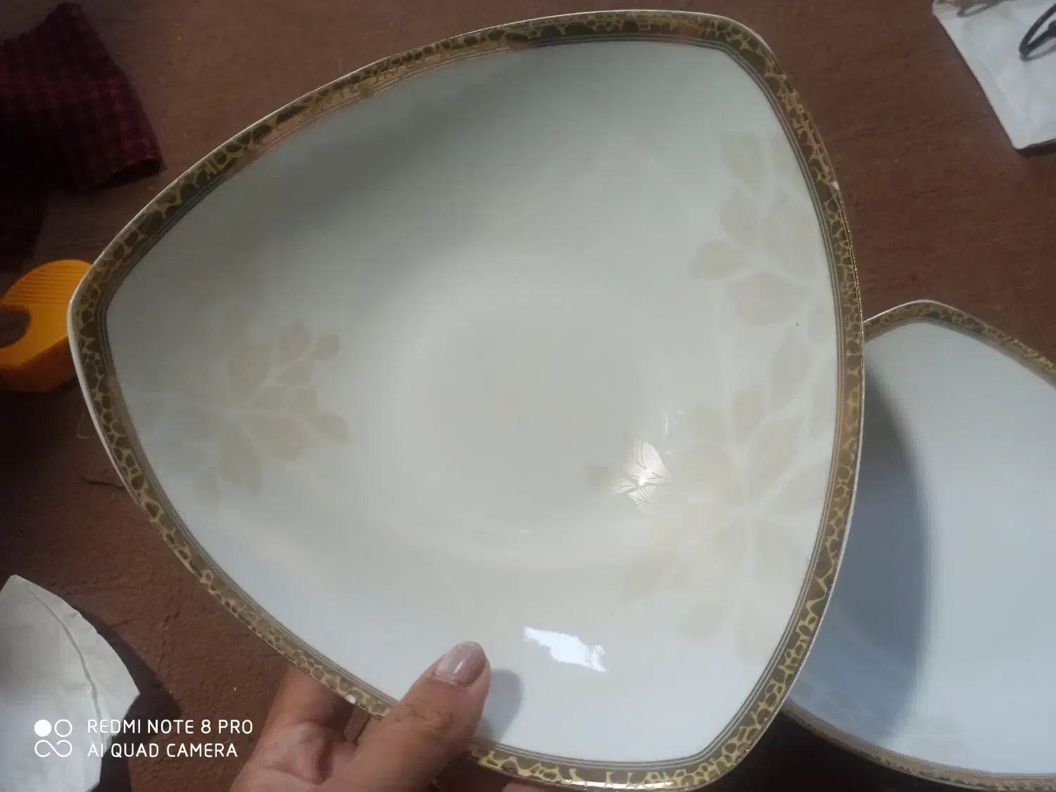 سرویس چینی در حد نو|ظروف سرو و پذیرایی|گرگان, |دیوار