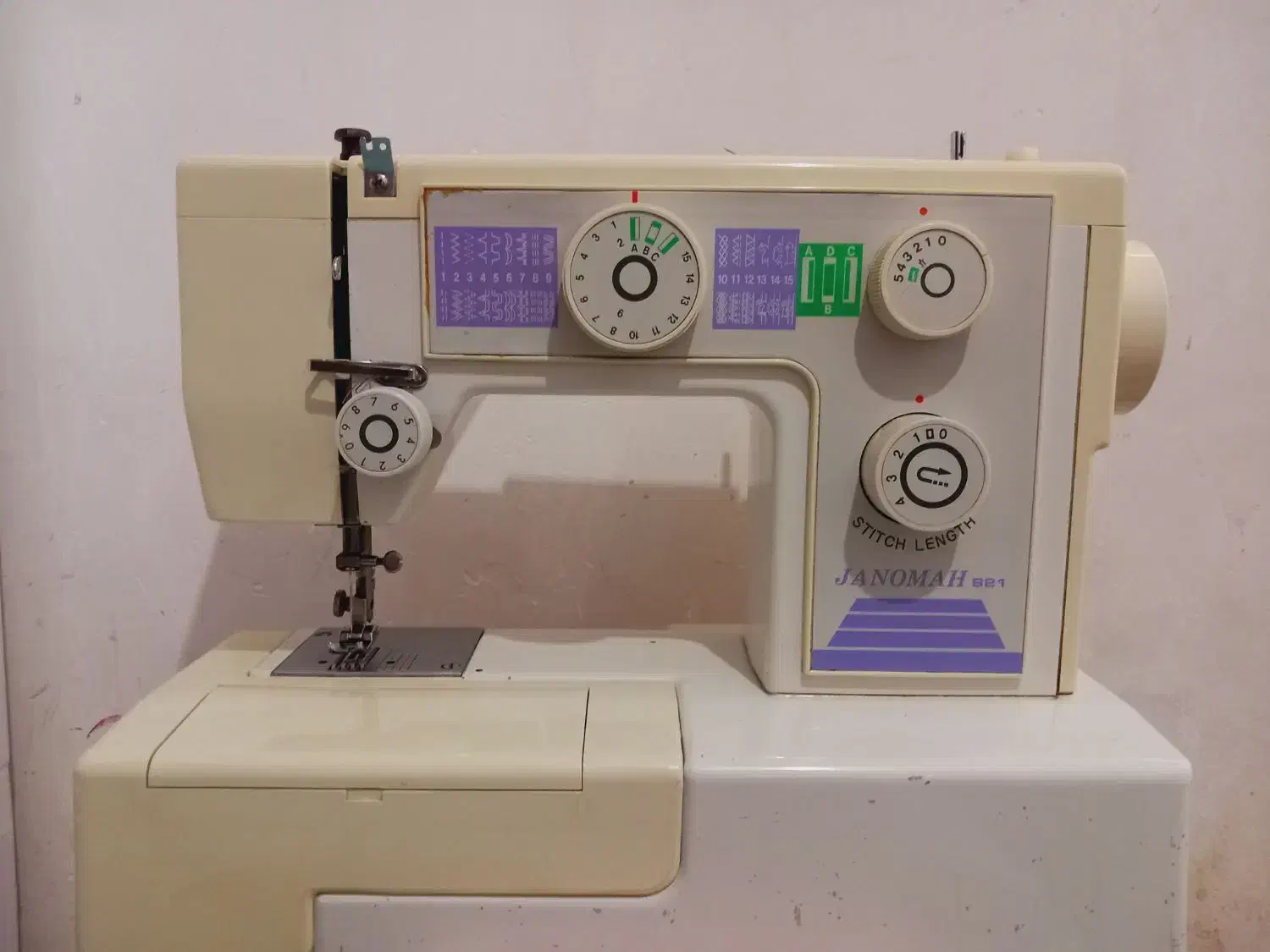 چرخ خیاطی ژانومه 821|چرخ خیاطی و ریسندگی|سنگر, |دیوار