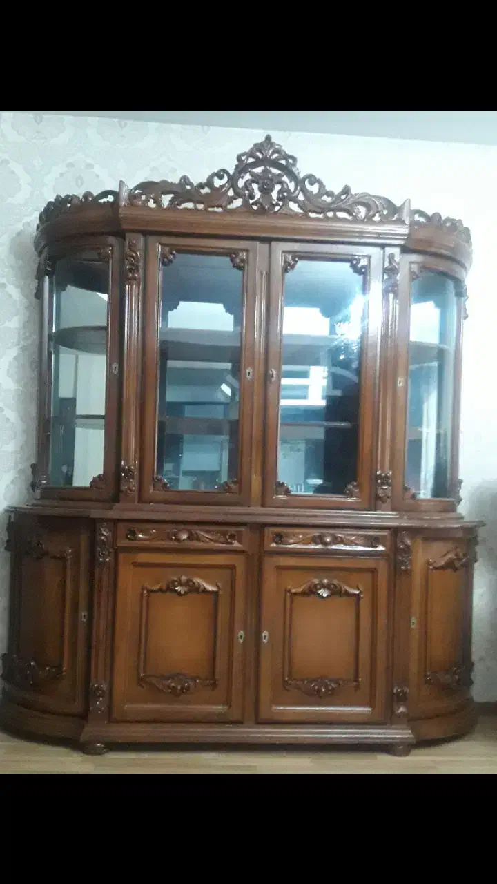 بوفه ومبل وچندتا وسایل منزل|حراج|تبریز, |دیوار