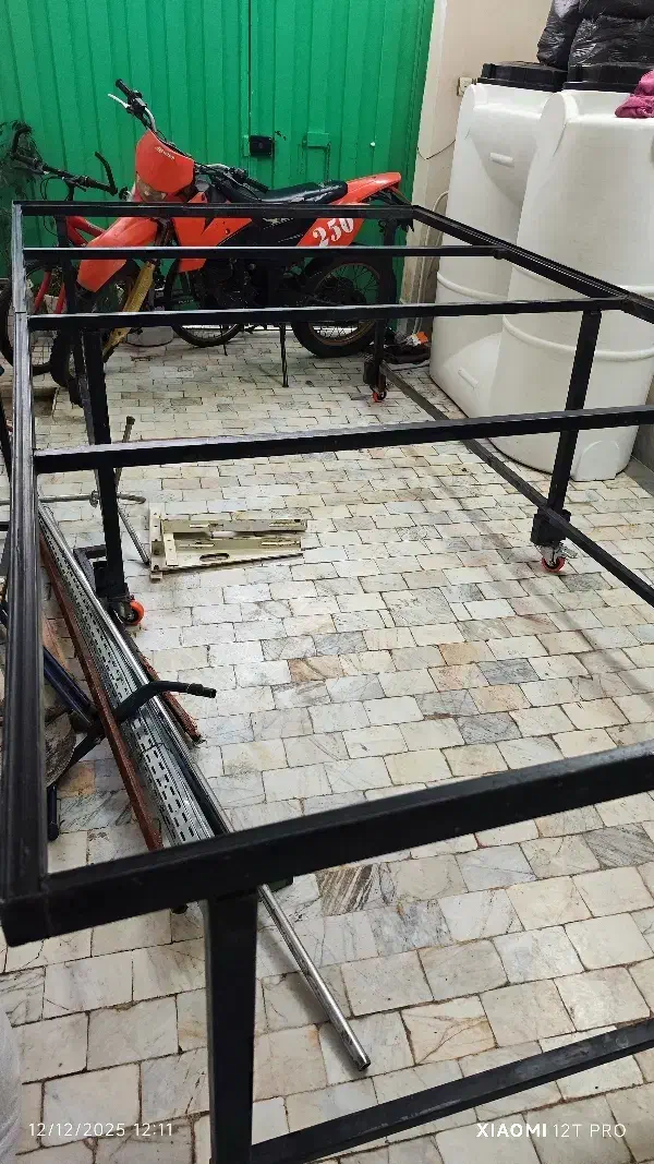 میز برش|لوازم خیاطی و بافتنی|گرگان, |دیوار