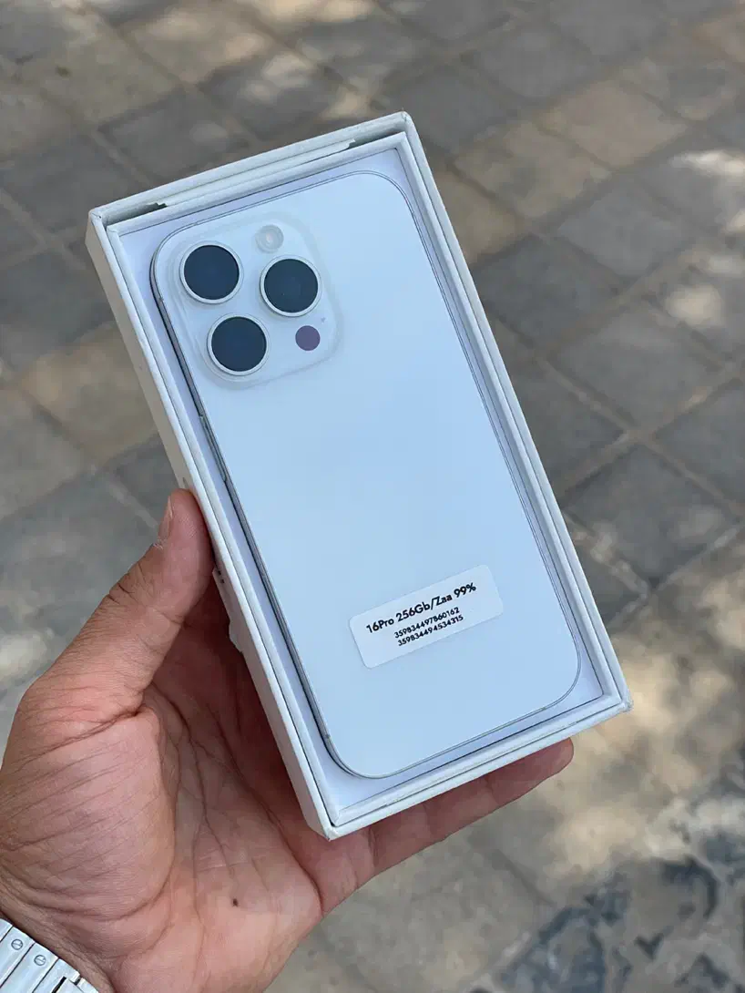 iphone 16pro 256/Zaa ریجسترشده silver|موبایل|یزد, |دیوار