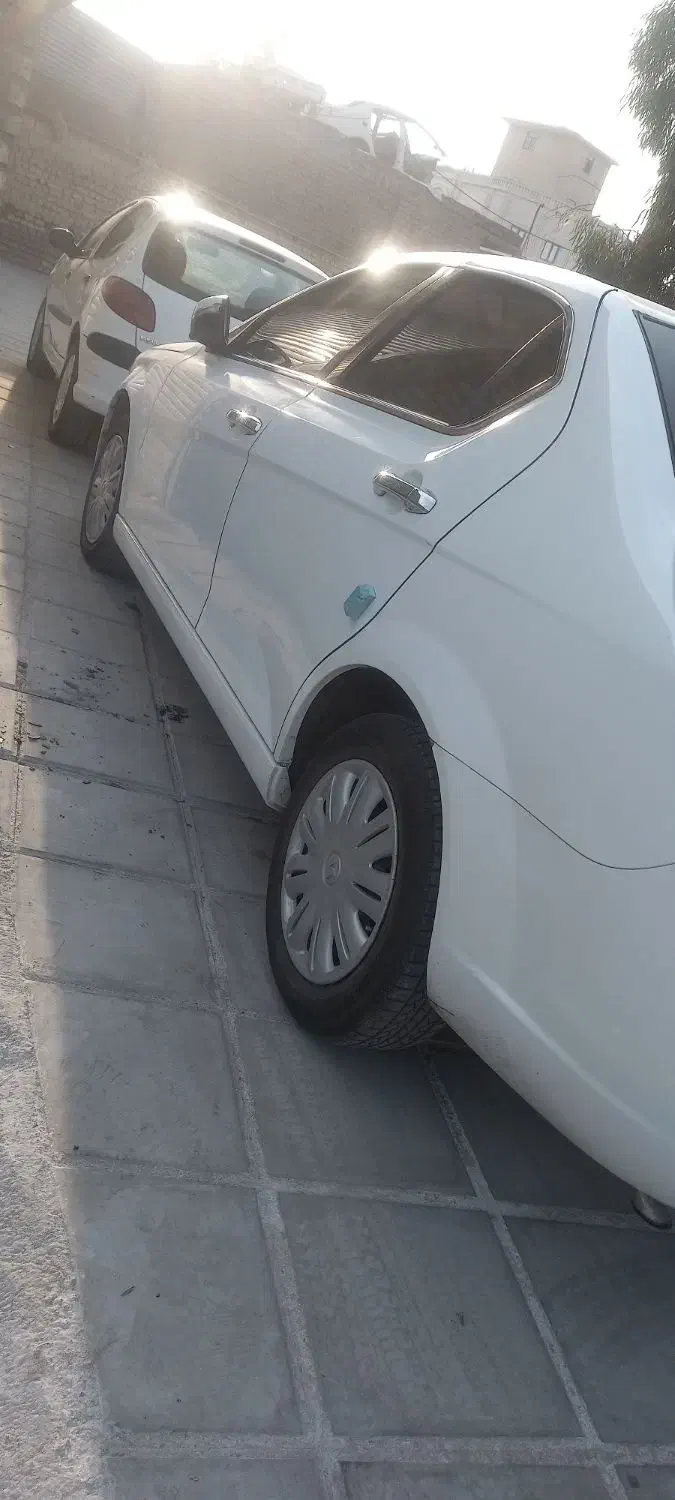 دنا‌پلاس‌بورسی|خودرو سواری و وانت|قم, شهید صیاد شیرازی|دیوار