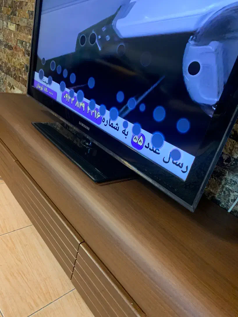 تلویزیون ال سی دی ۴۲ اینج سامسونگ|تلویزیون و پروژکتور|اصفهان, آبشار|دیوار