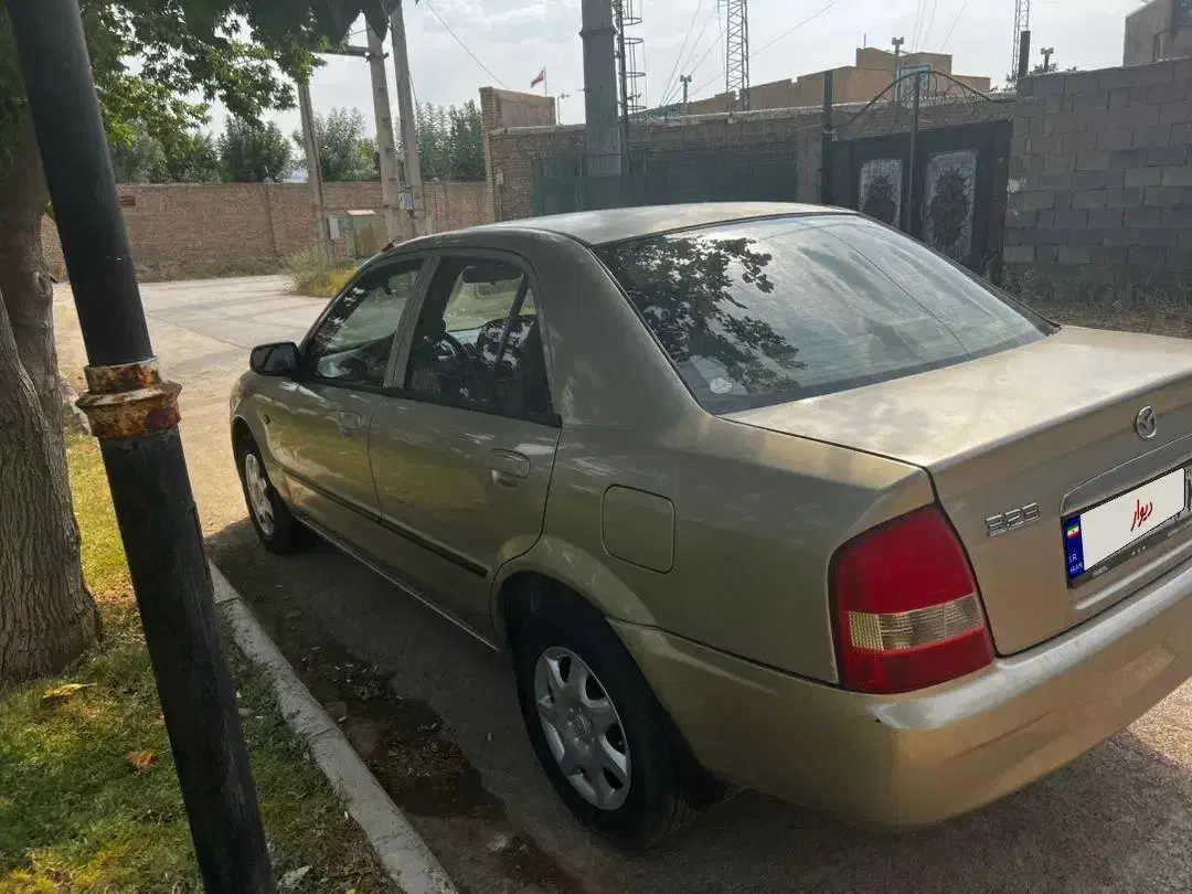 مزدا۳۲۳|خودرو سواری و وانت|همدان, |دیوار