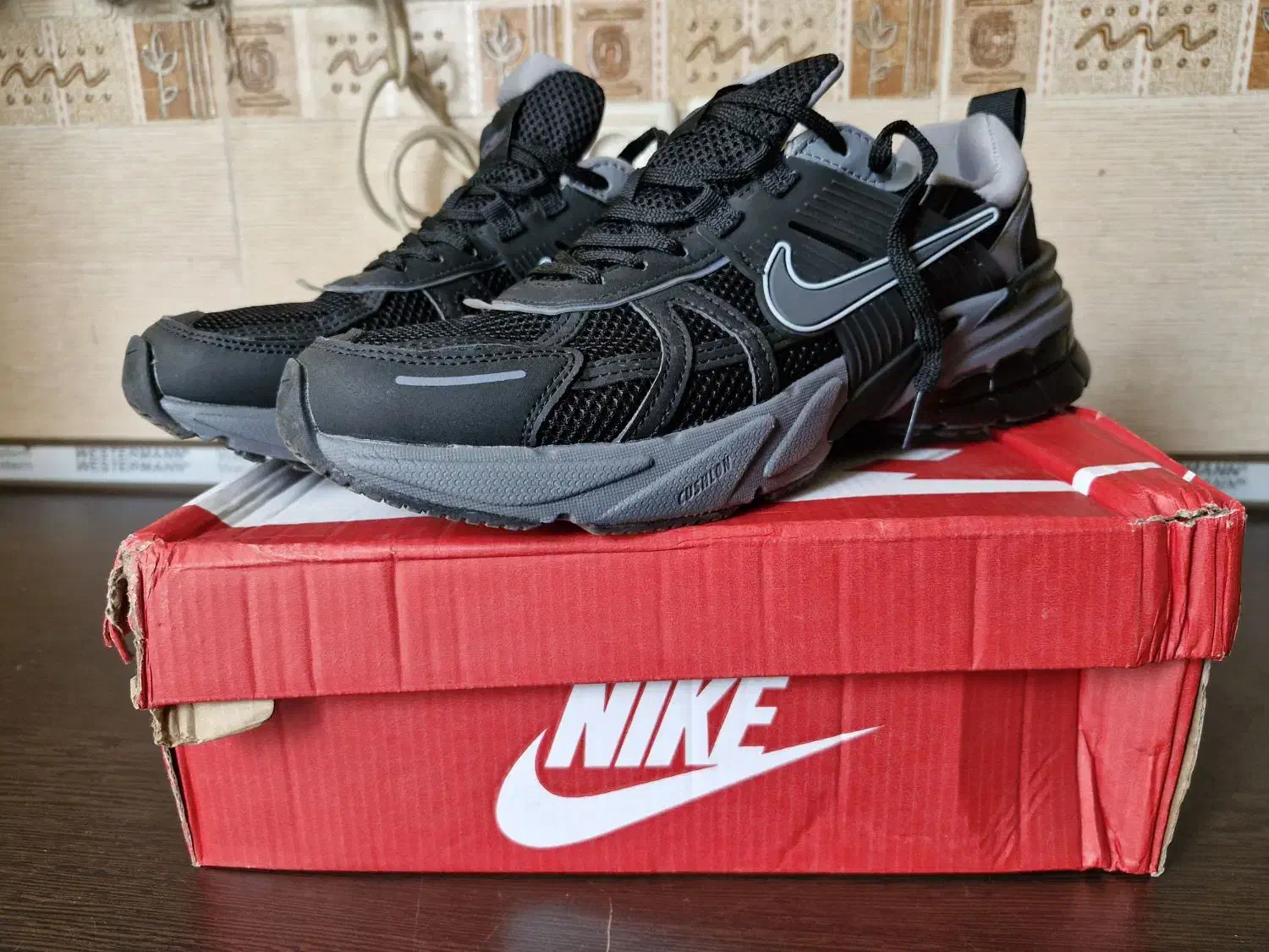 کتونی نایک V2K سایز 45 مستر کوالیتی ویتنام|کیف، کفش، کمربند|قزوین, |دیوار