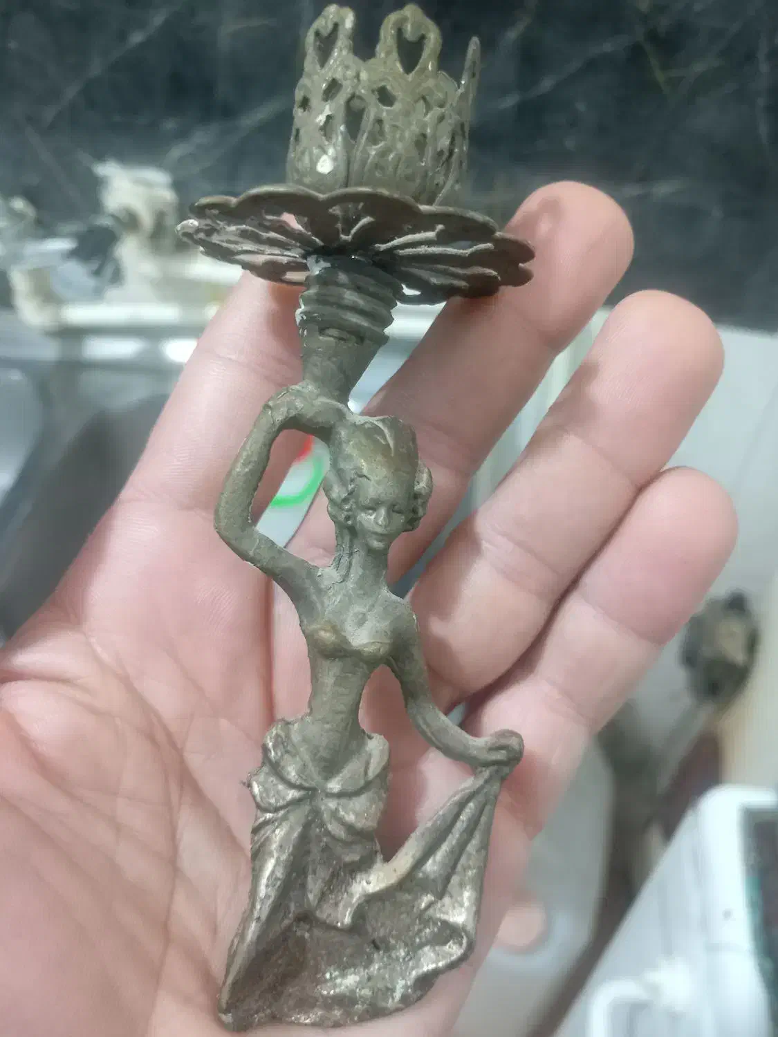 سلام دوستان این شمع دونی قدیمی دارم|کلکسیون اشیاء عتیقه|رباط‌کریم, کیکاور|دیوار