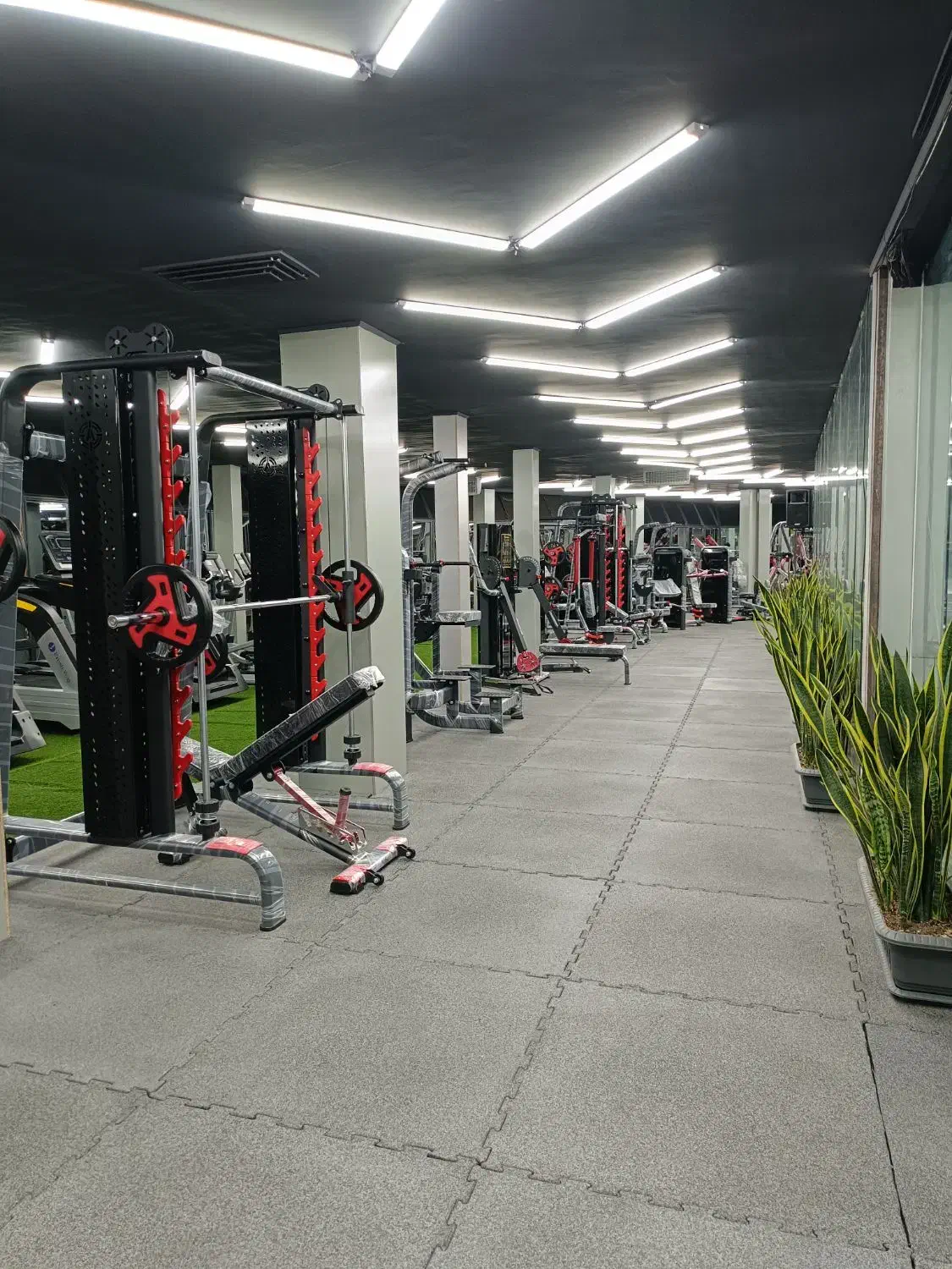 اجاره اتاق آرایشگاه باشگاه بدنسازی|اجارهٔ مغازه و غرفه|تهران, امام حسین|دیوار