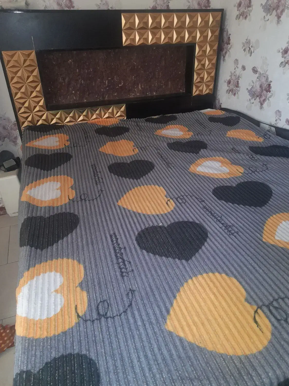 تخت خواب|تخت و سرویس خواب|فولادشهر, C1|دیوار