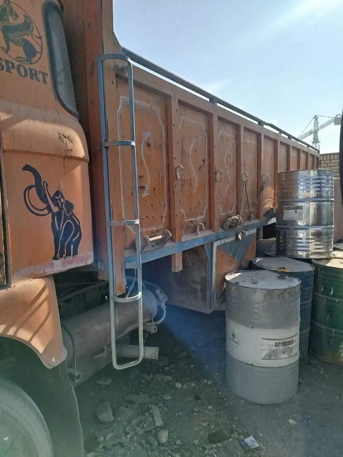 پشتی باری آهنی اتاق تک|خودرو سنگین|اندیشه, پرنیان|دیوار