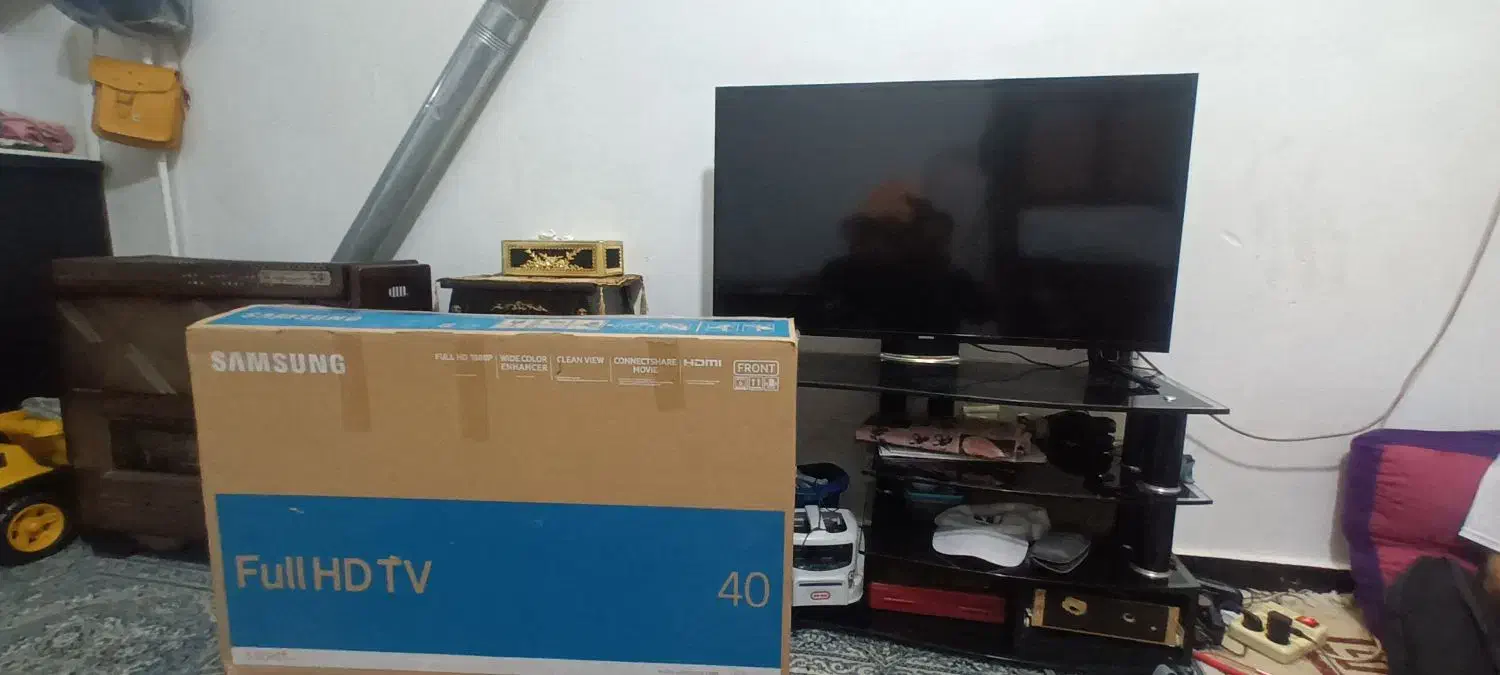 تلویزیون سامسونگ ۴۰اینچ|تلویزیون و پروژکتور|شهریار, شهرک نماز (دینار آباد)|دیوار