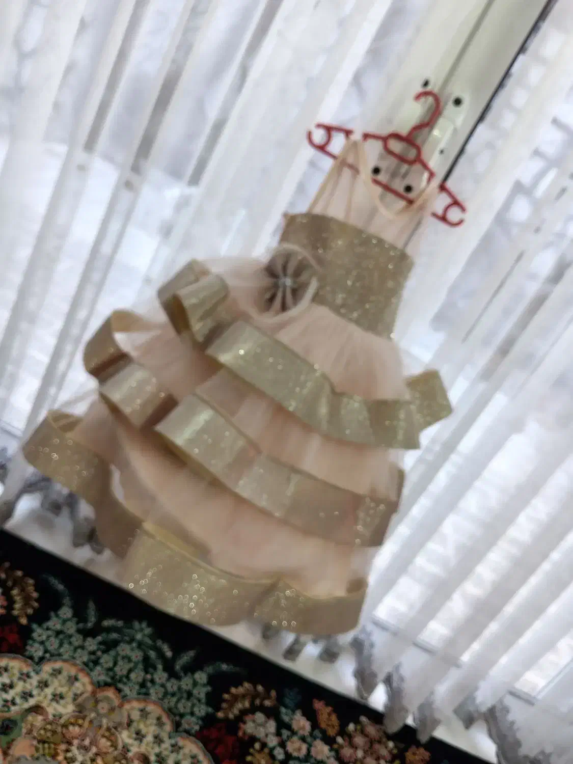 لباس مجلسی|کفش و لباس بچه|برخوار, |دیوار