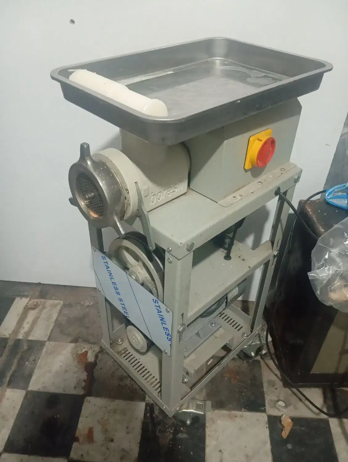 چرخ گوشت   دو اسب|ماشین‌آلات صنعتی|پلدشت, |دیوار