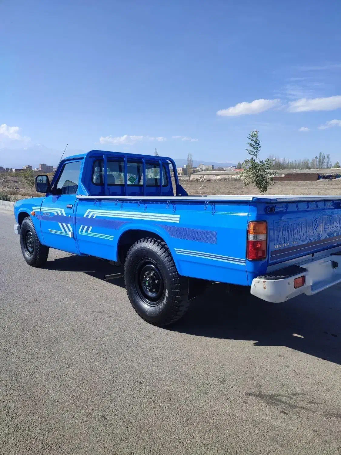 نیسان1402|خودرو سواری و وانت|اردبیل, |دیوار