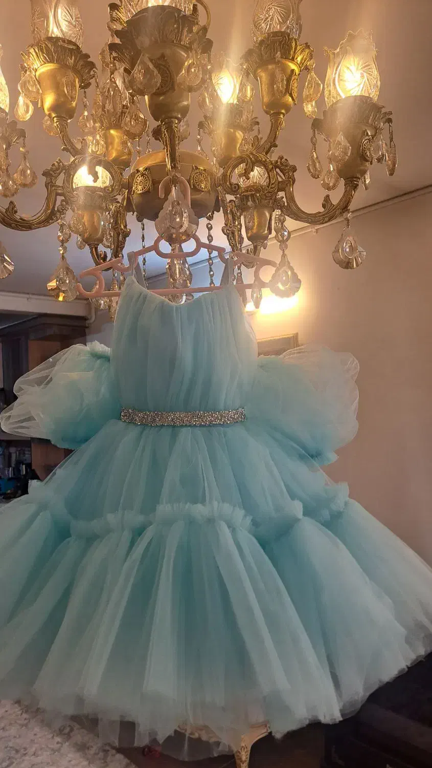 تعدادی لباس زمستانی و مجلسی بچگانه|کفش و لباس بچه|اصفهان, پوریای ولی|دیوار