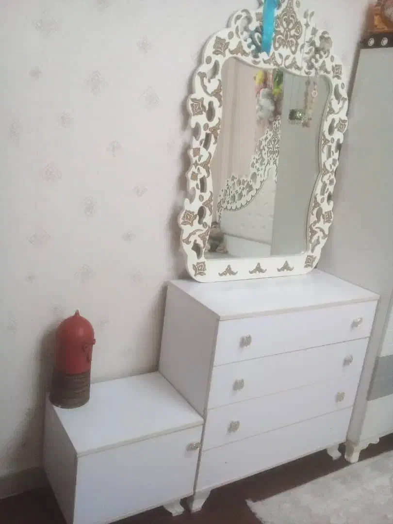 فروش تخت خواب و دراور و آیینه|تخت و سرویس خواب|ری, دولتآباد|دیوار