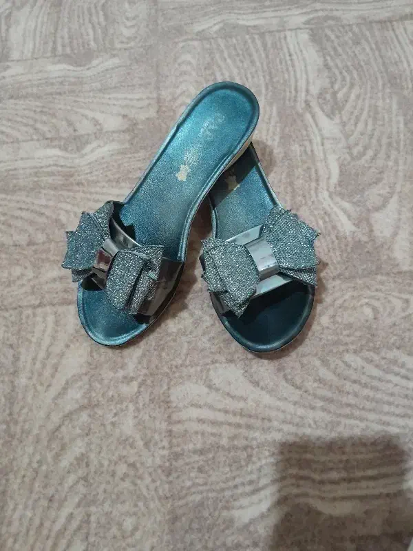 کفش مردانه و صندل زنانه|کیف، کفش، کمربند|کیش, |دیوار