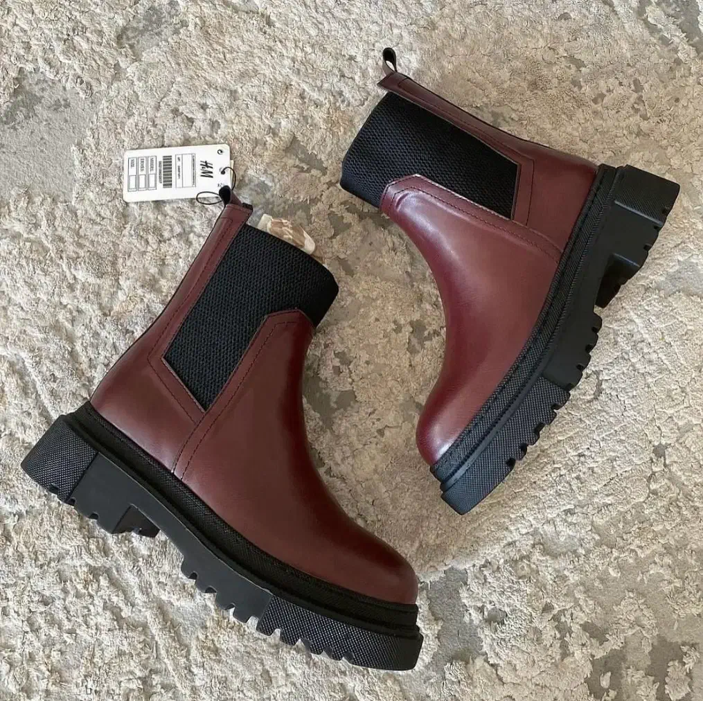 تعدادی چادر مجلسی، بوت، کفش ،توستر|کیف، کفش، کمربند|قزوین, |دیوار