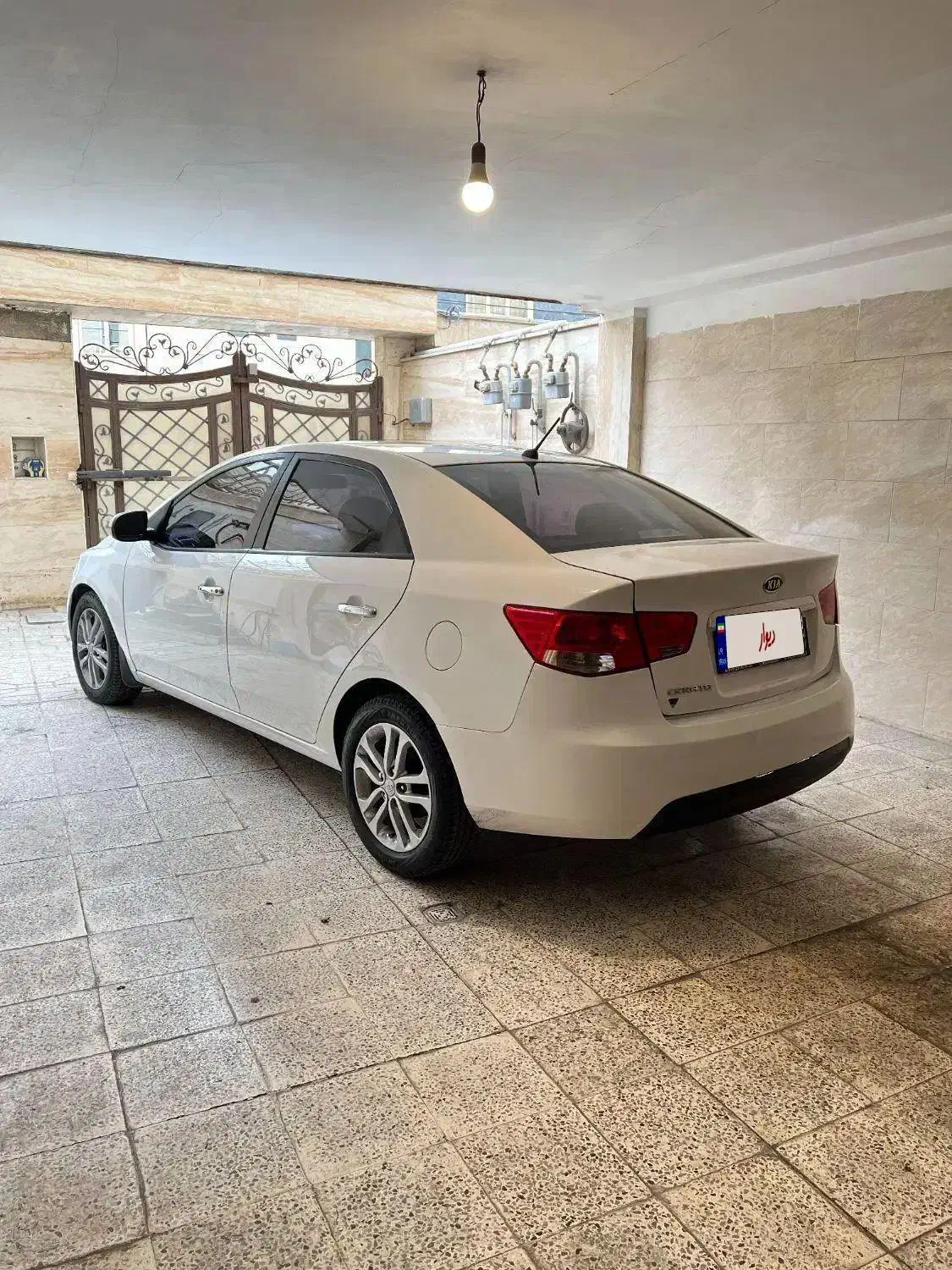 کیا سراتو آپشنال مدل۹۸ درحد|خودرو سواری و وانت|تهران, تهرانسر شرقی|دیوار