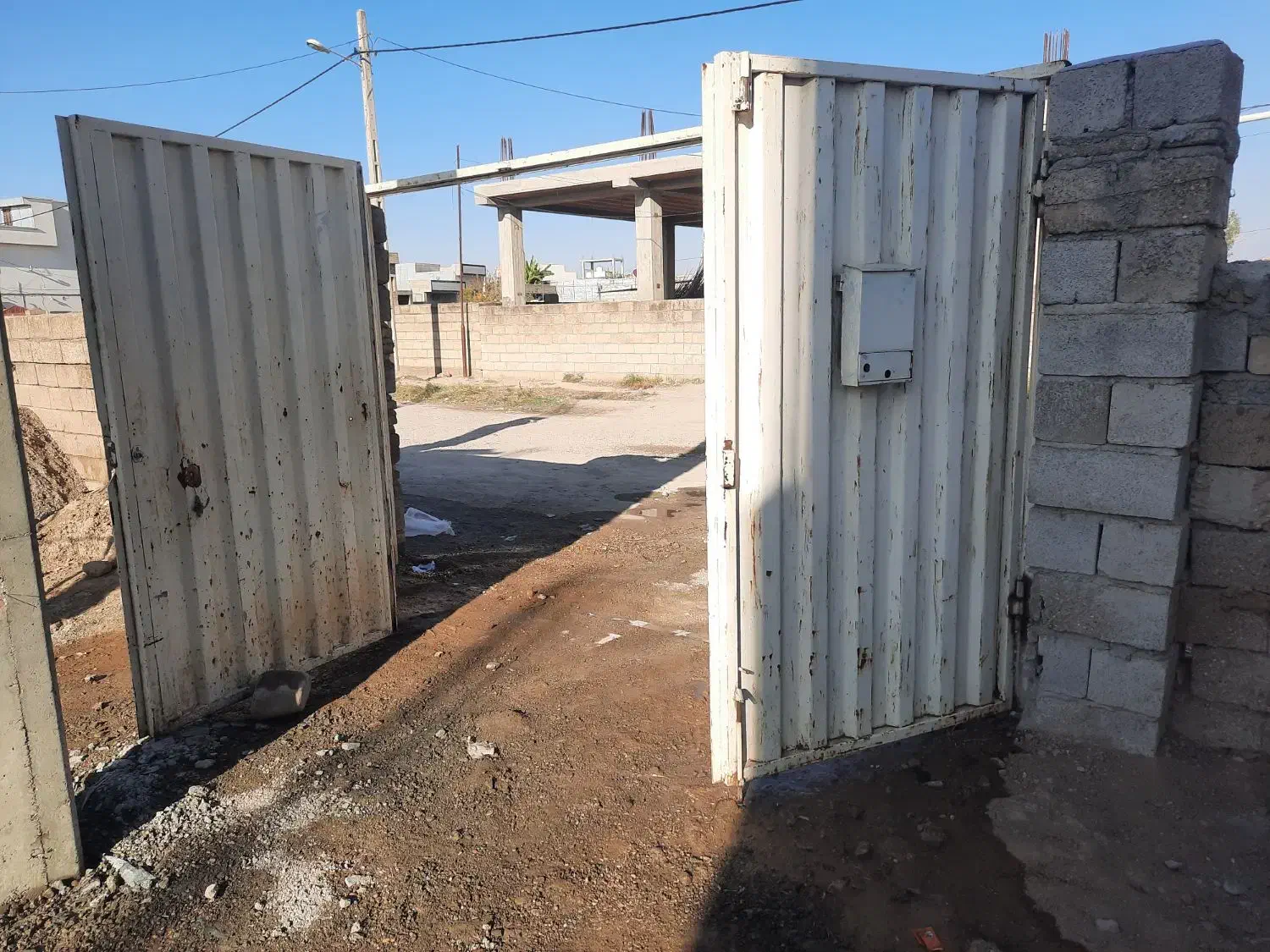 درب حیاط|مصالح و تجهیزات ساختمان|گنبد کاووس, |دیوار